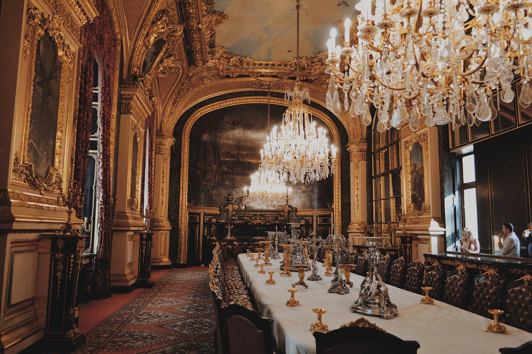 07_UltimateParisFromHome__VirtualMuseums_7 amy-leigh-barnard-wcd5veuiC_0-unsplash