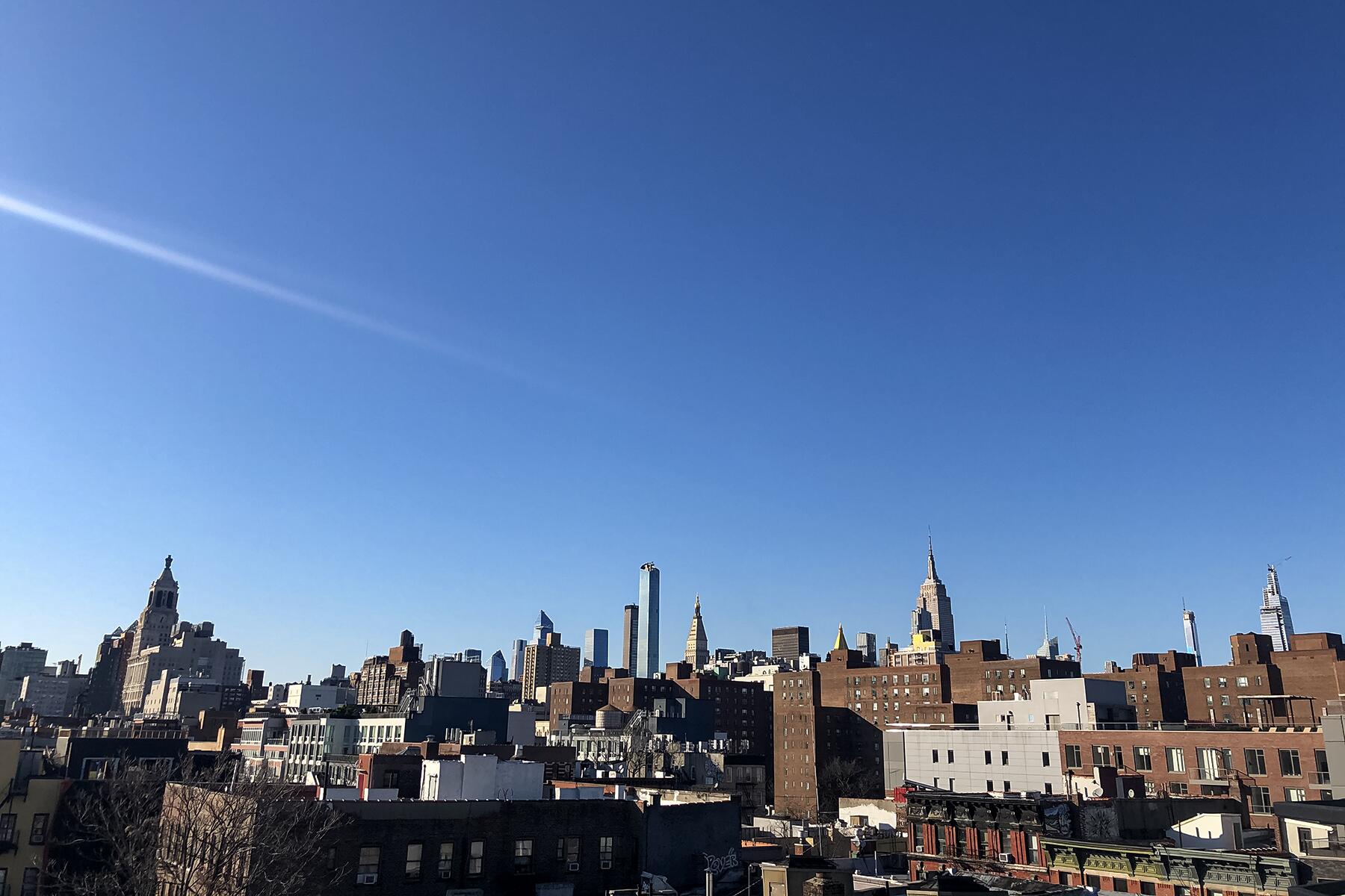 14_Fodor'sWritersUSA__SophieFriedman_14.) Roof day - Sophie Friedman