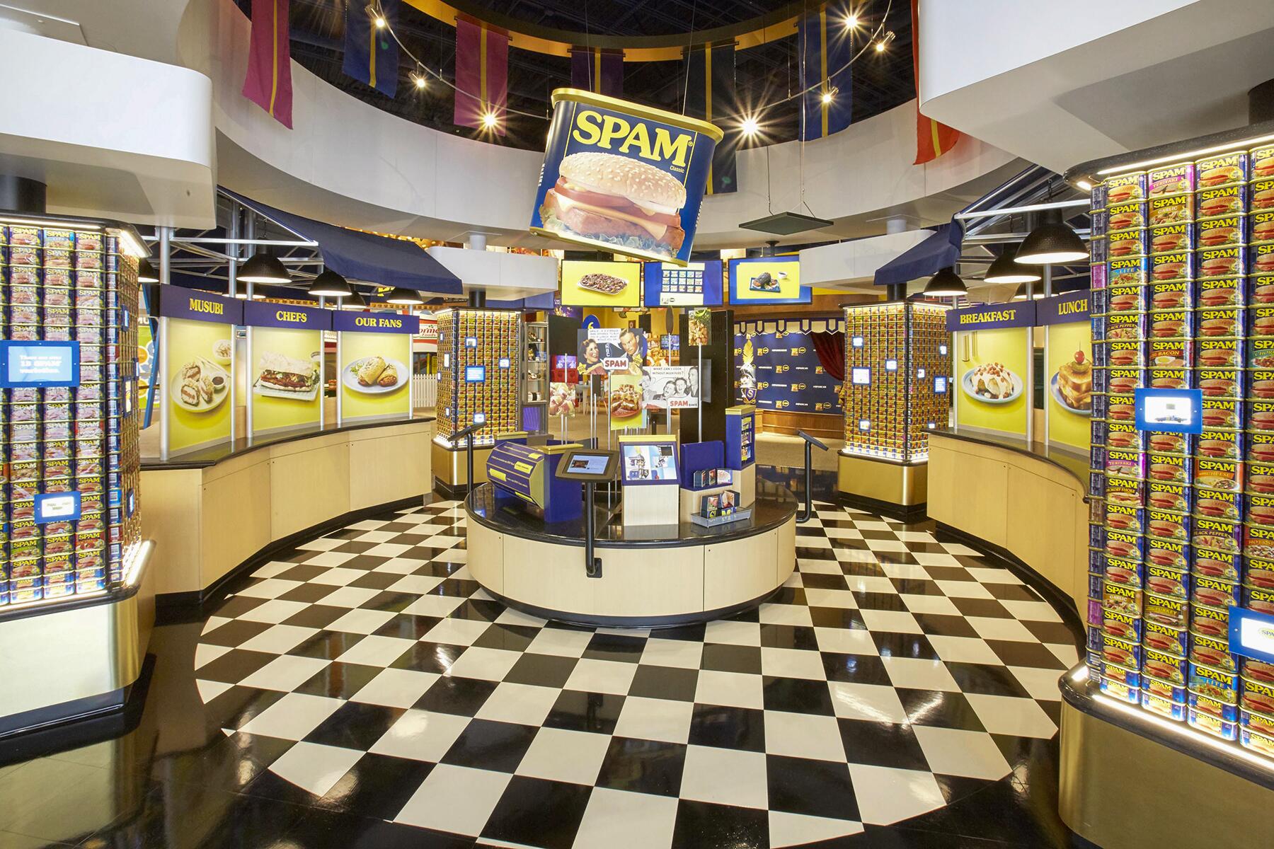 15_BizarreMuseum__SpamMuseum_15.) 16 Museum exhibit-33