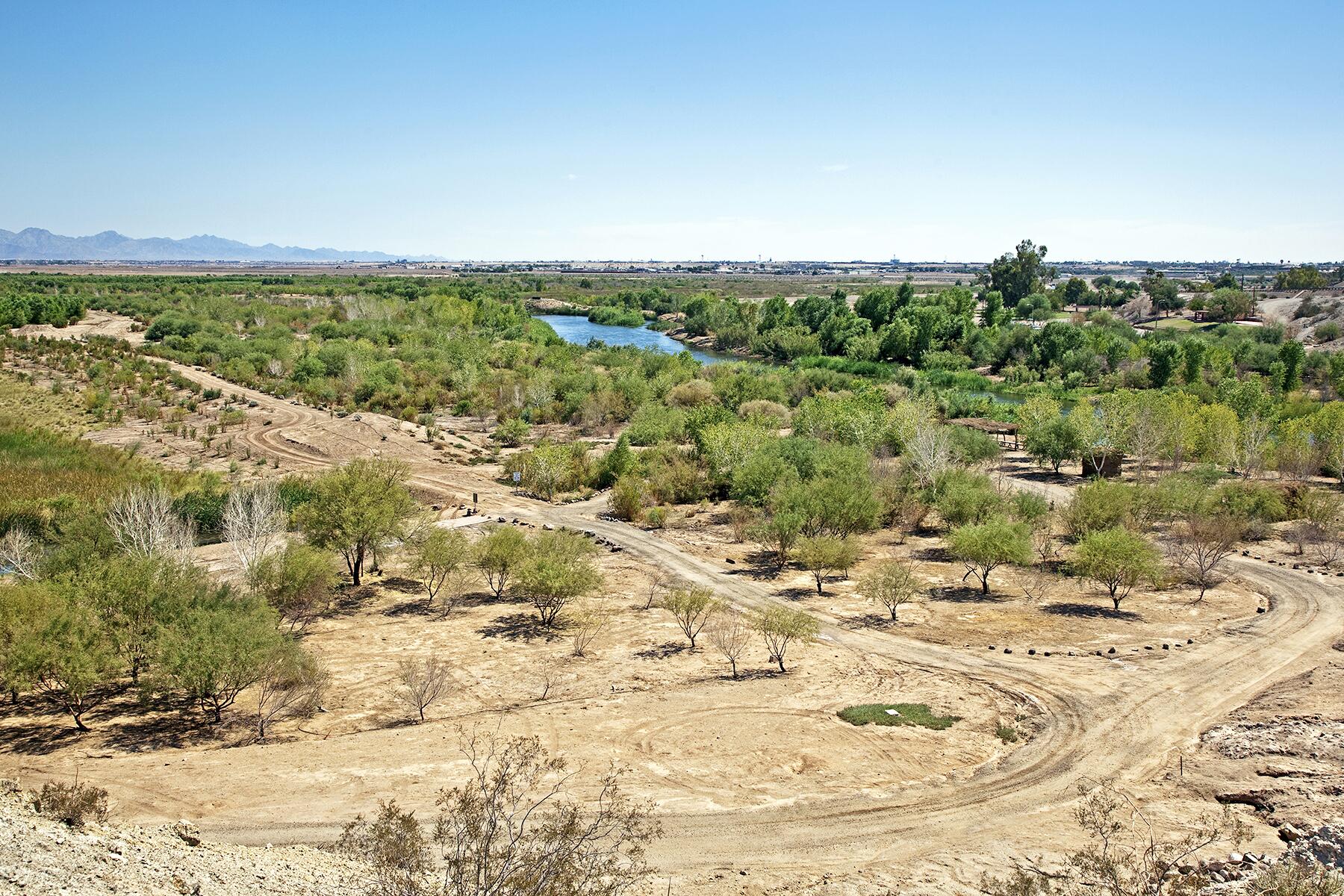 15_MostExtremePlaces__Yuma_shutterstock_117391450