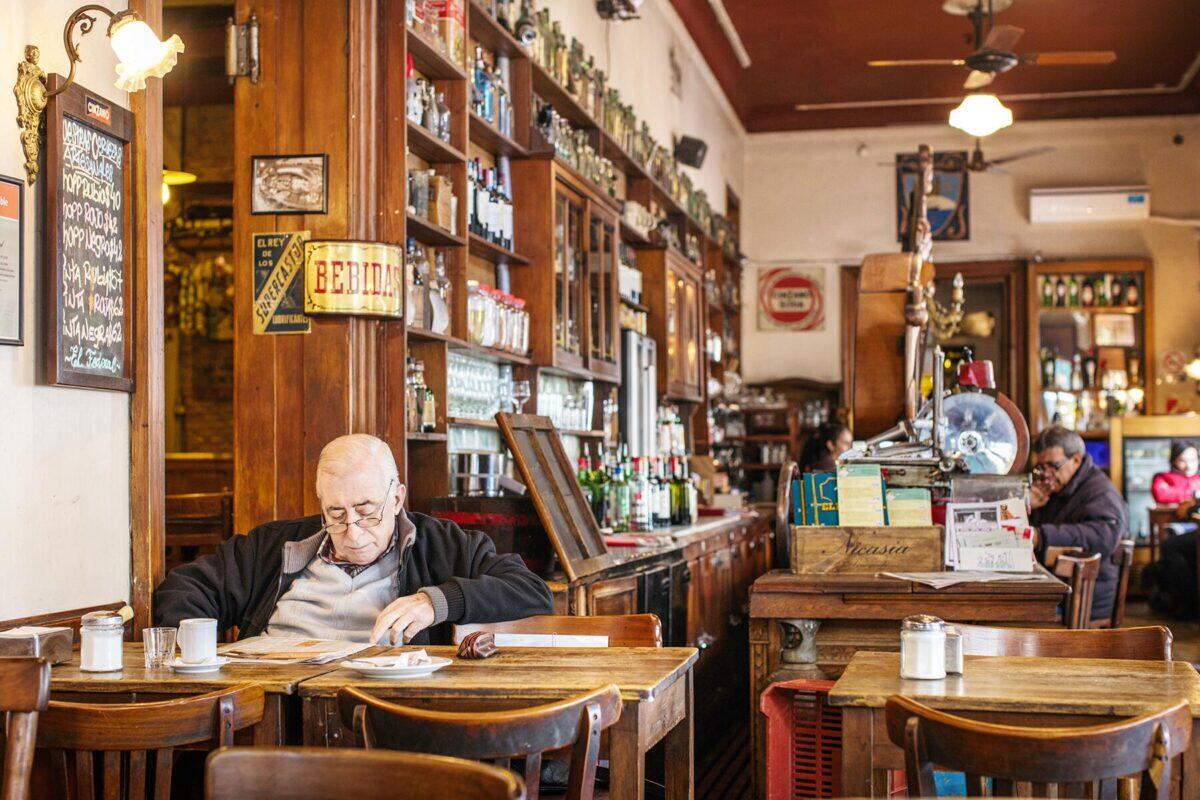 What Are the Oldest Bars in the World?