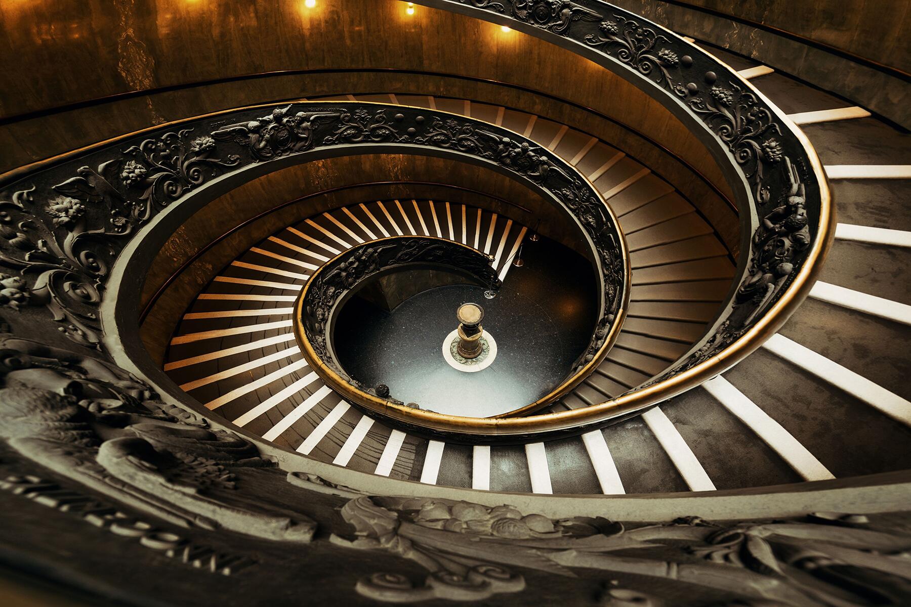 17_VirtualMuseum__TheVatican_shutterstock_523979557