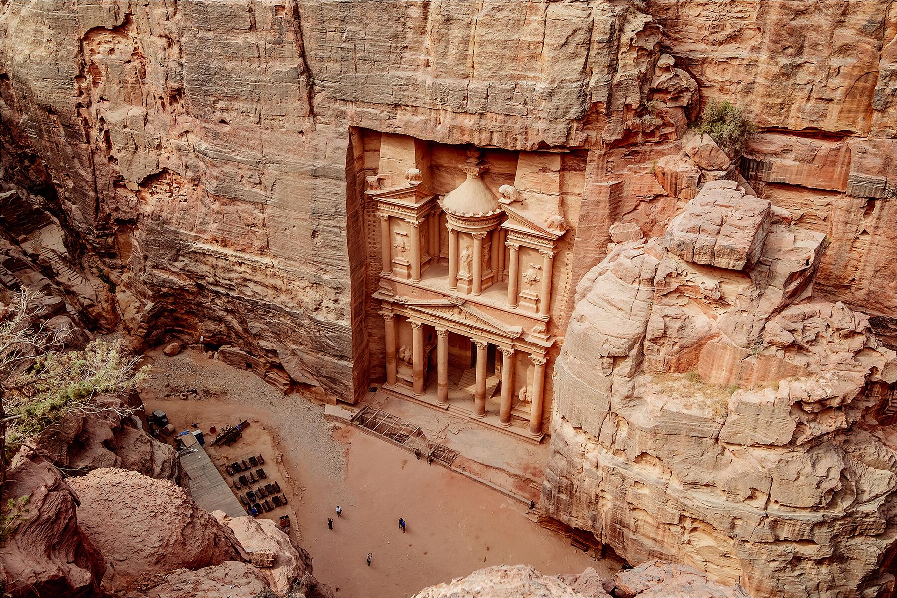 08_AgathaChristieVacation__PetraJordanTreasury_shutterstock_345016628