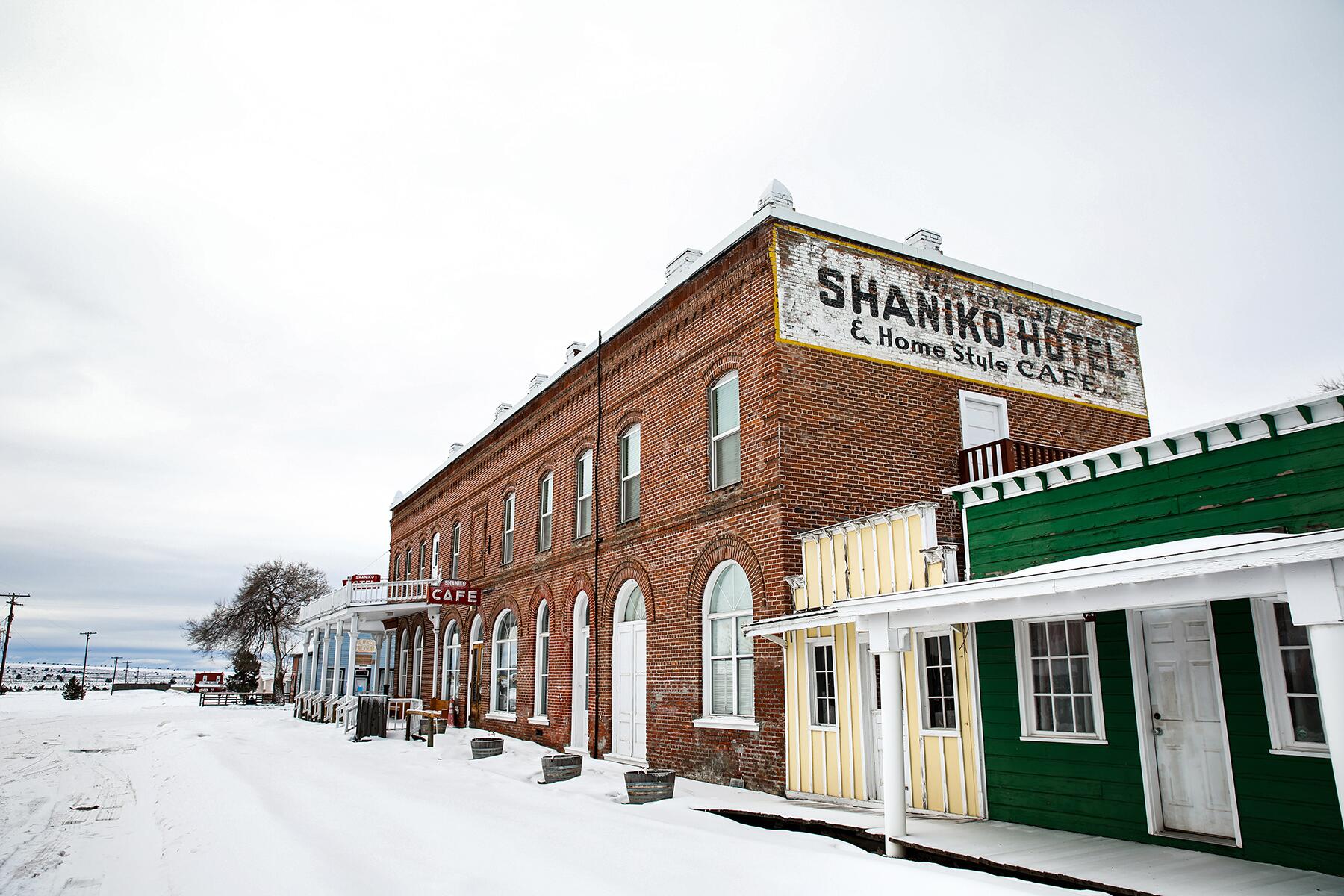 02_OffbeatAttractionsOregon__ShanikoGhostTown_2 1 Credit traveloregon dot com
