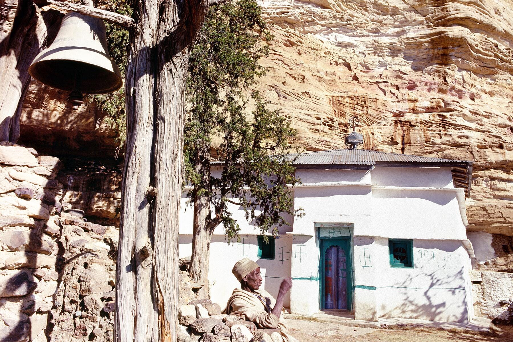 04_EthiopiaCliffChurches__MikaelDebreSelam_4.) B2EPH3