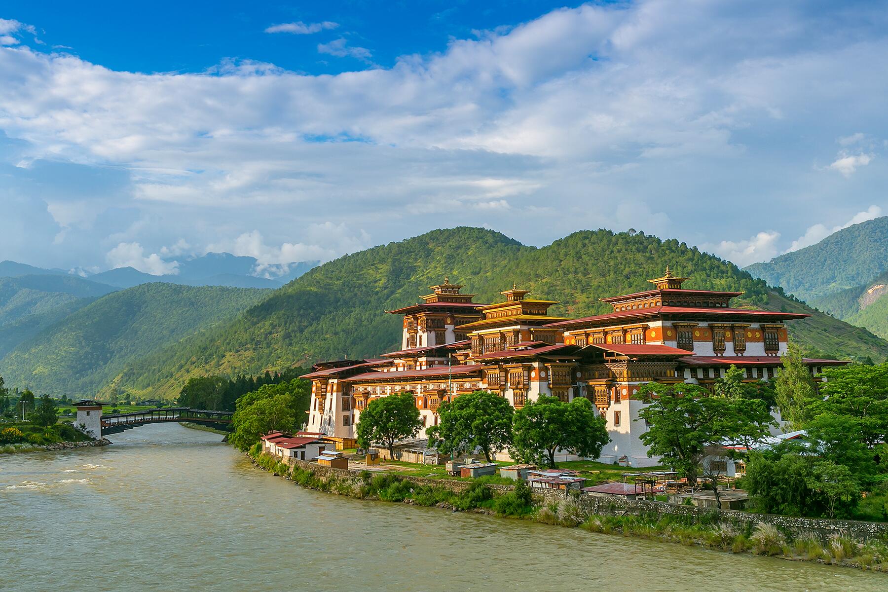 05_TentativeUNESCOSites__PunakhaDzongBhutan_shutterstock_555335869