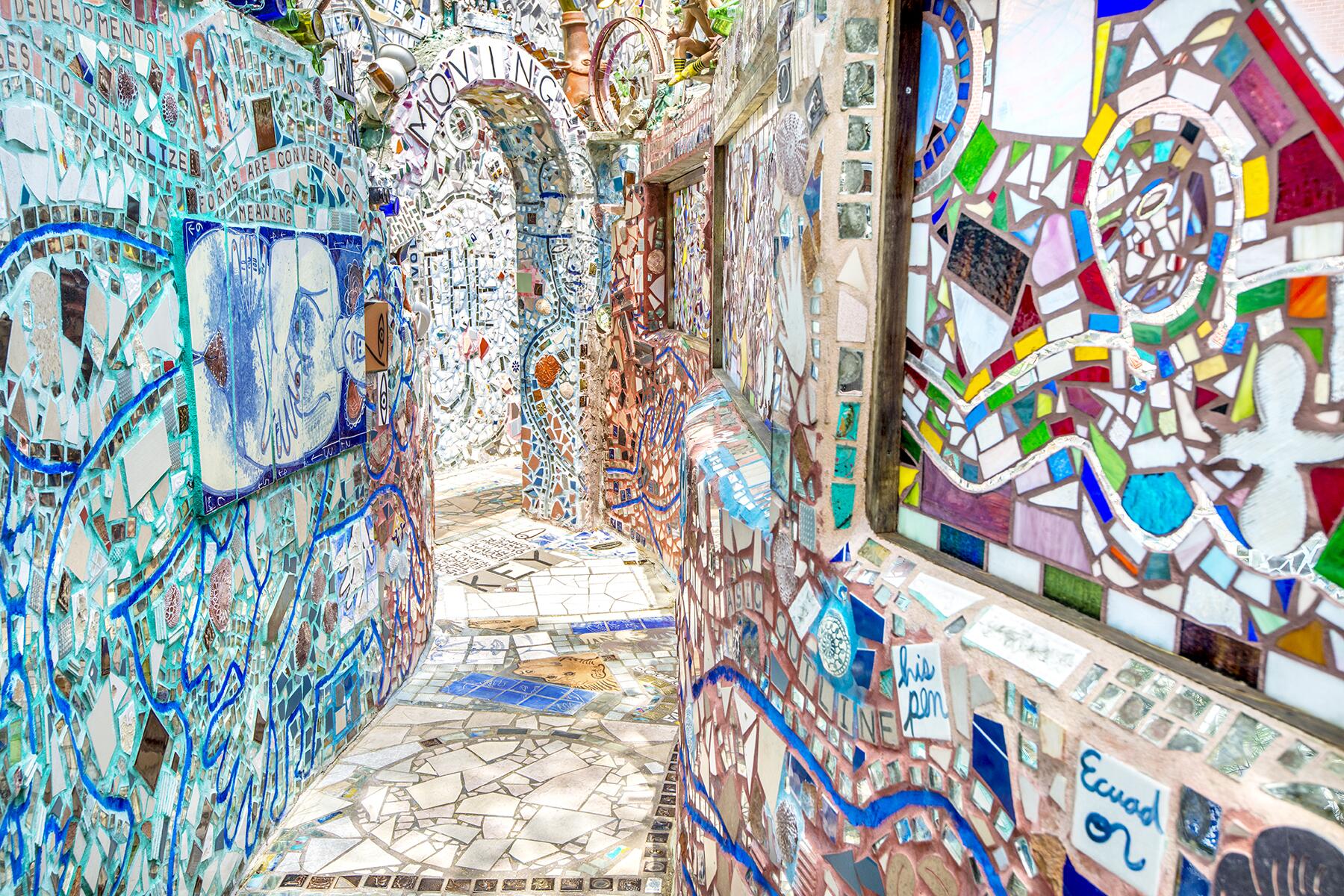 07_HiddenGemsofState__MagicGardens_dreamstime_xxl_81331757