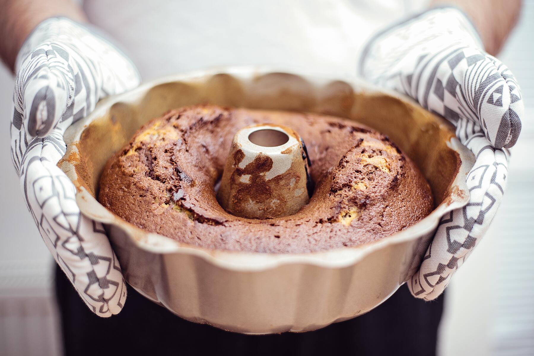 03_WhatWillYouCookNext__Cake_iStock-643987980