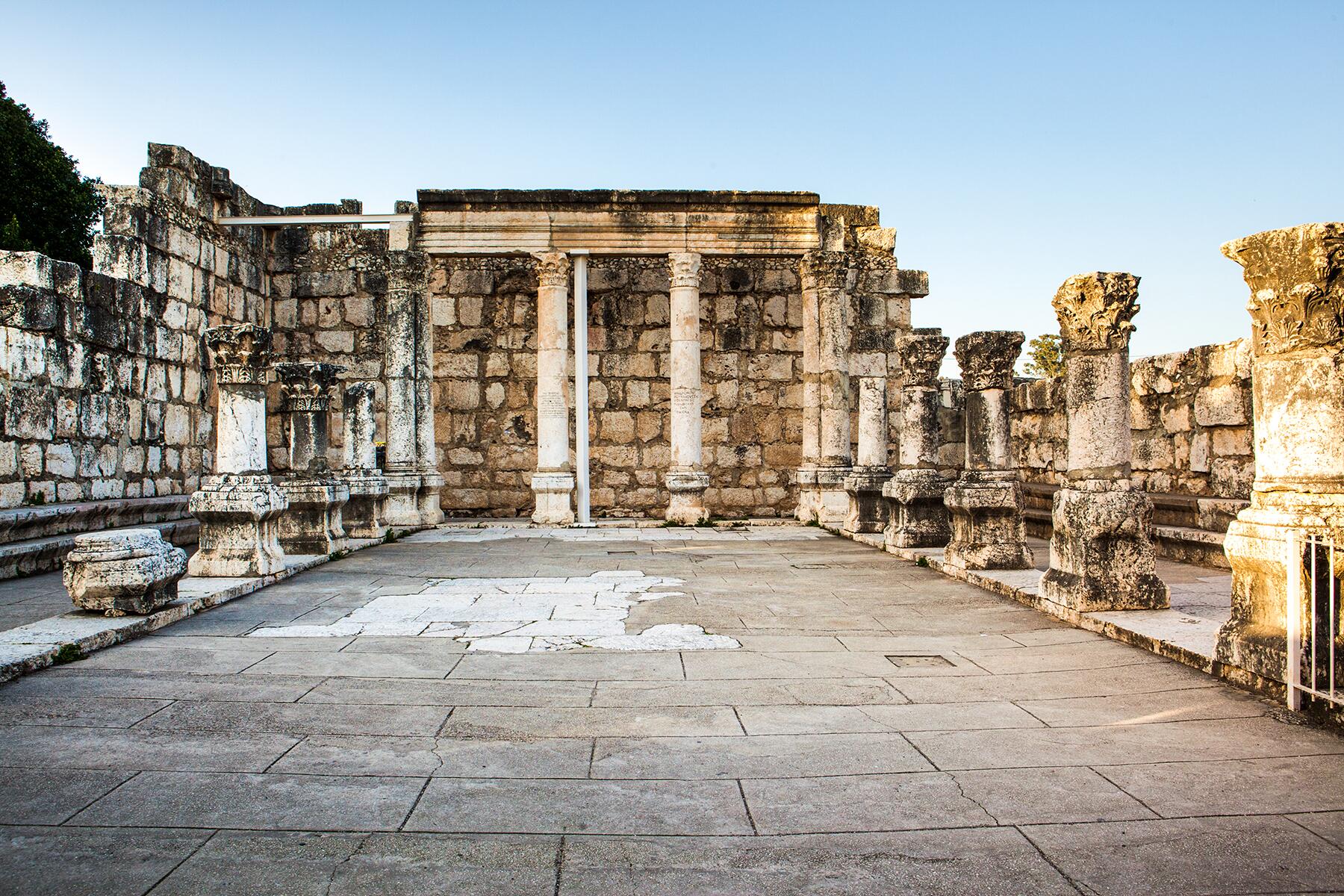 04_IsraelHistoricSights__CapernaumNationalPark_10.) ANCIENT SYNAGOGUE IN CAPERNAUM