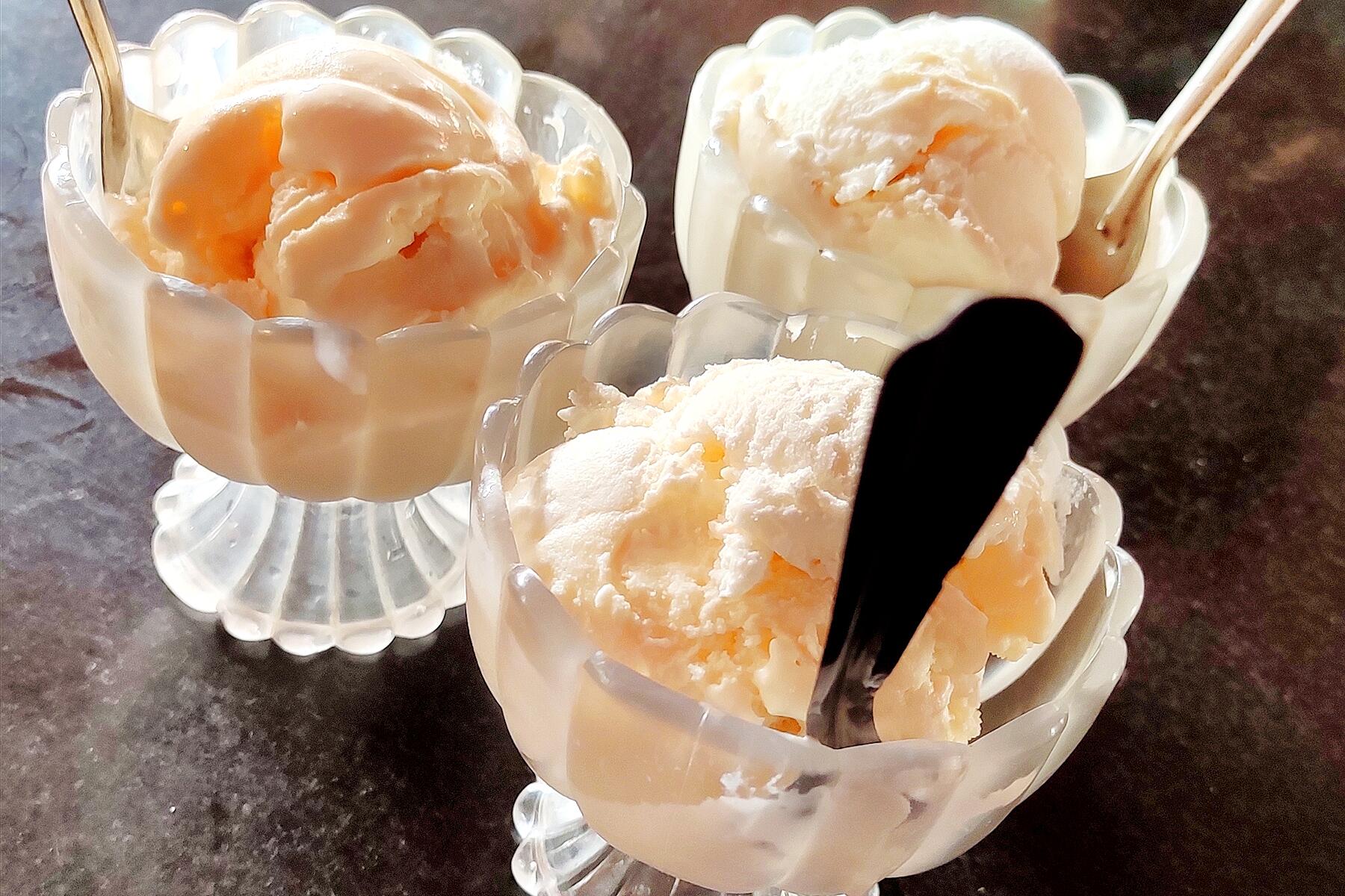 03_FrozenTreats__FrozenCustard_shutterstock_1789850234