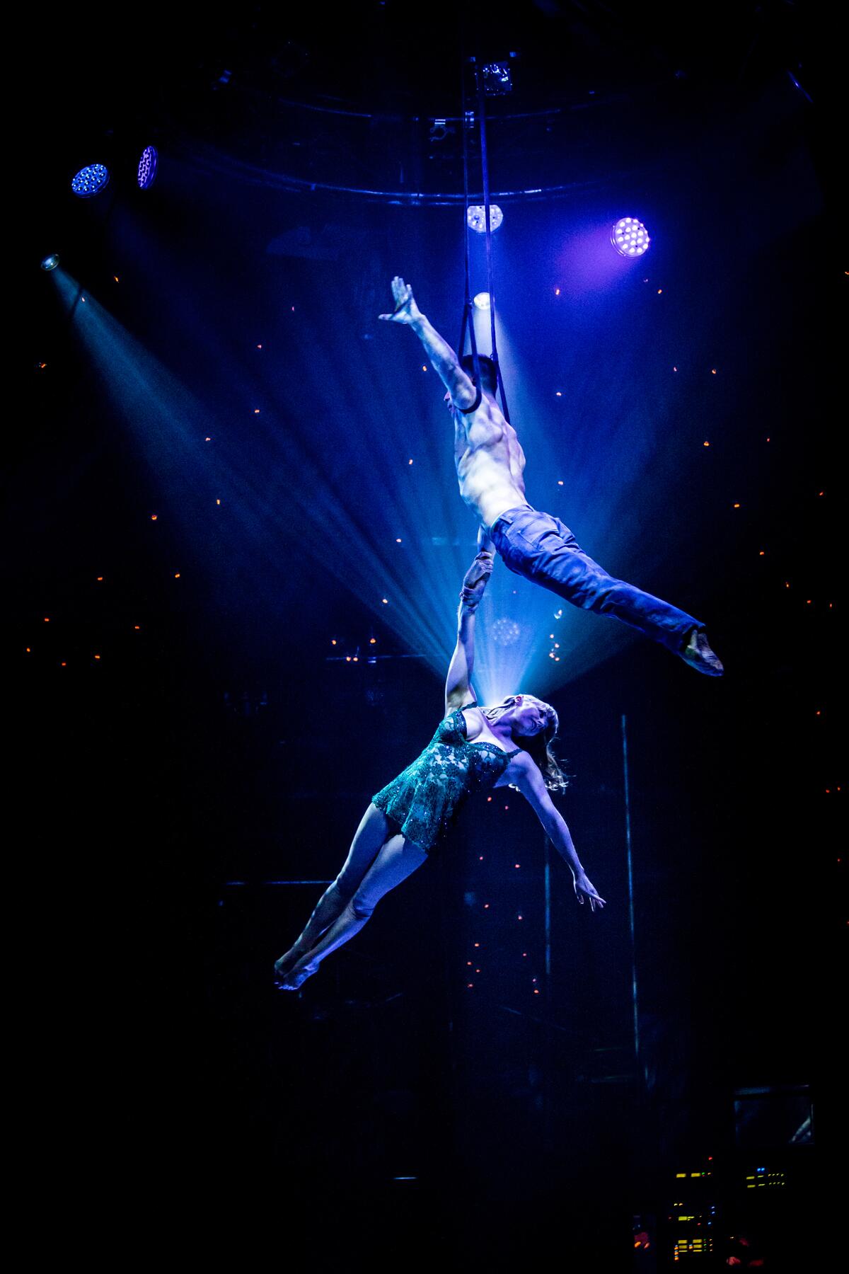 Ming and Alexa_AbsintheLasVegas_Credit-ErikKabik
