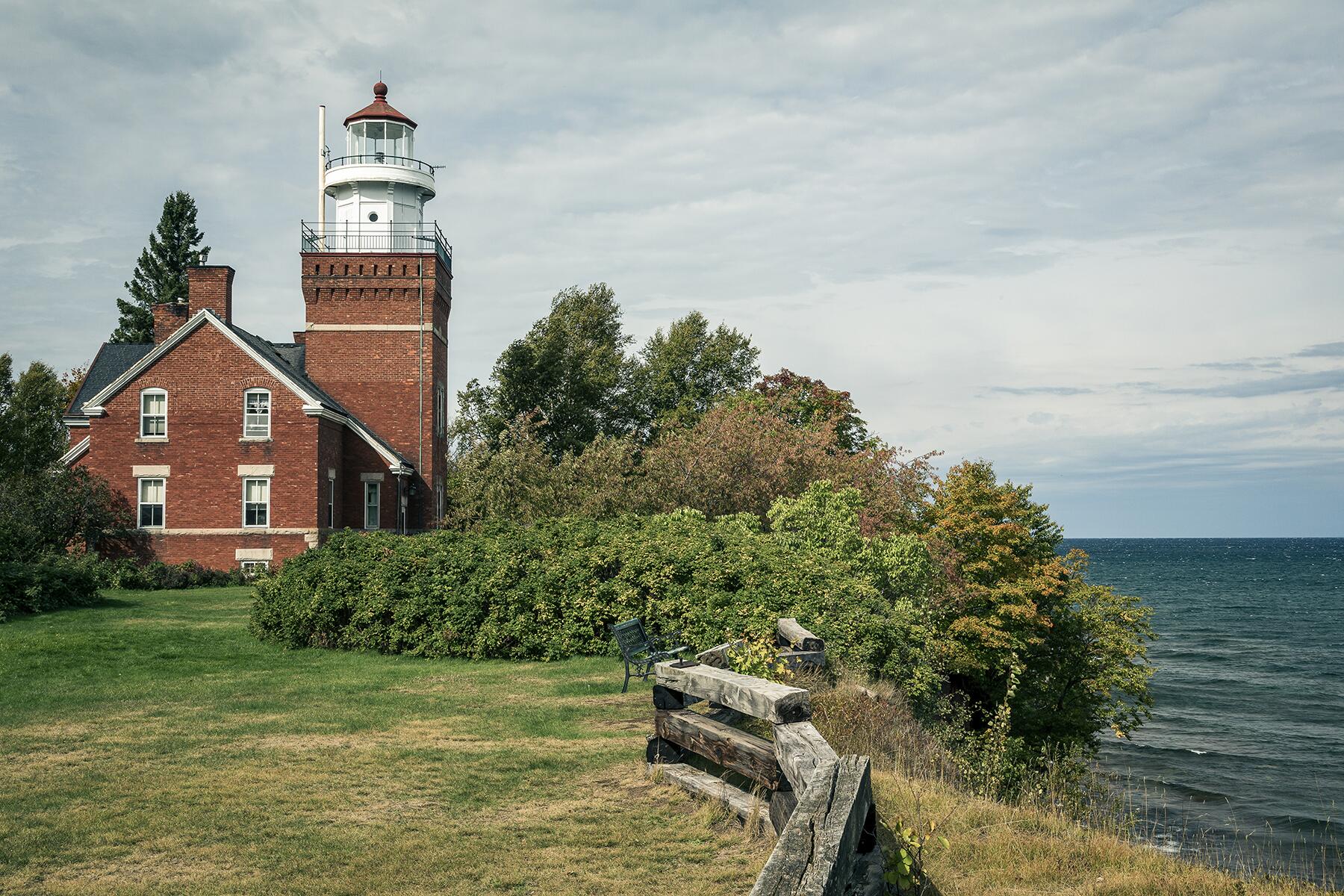 01_HauntedLighthouse__BigBayPoint_shutterstock_115893559