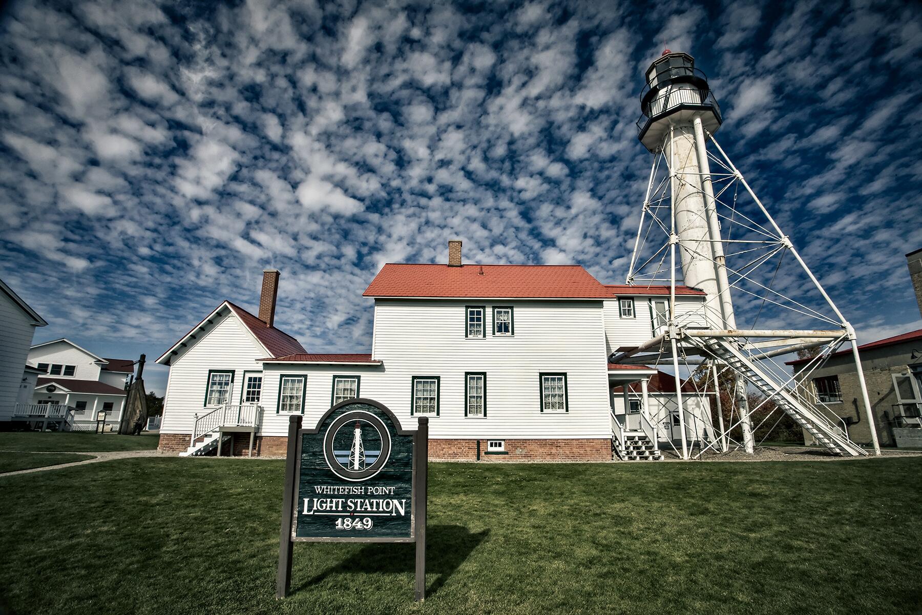 02_HauntedLighthouse__WhitefishPoint_shutterstock_87547015