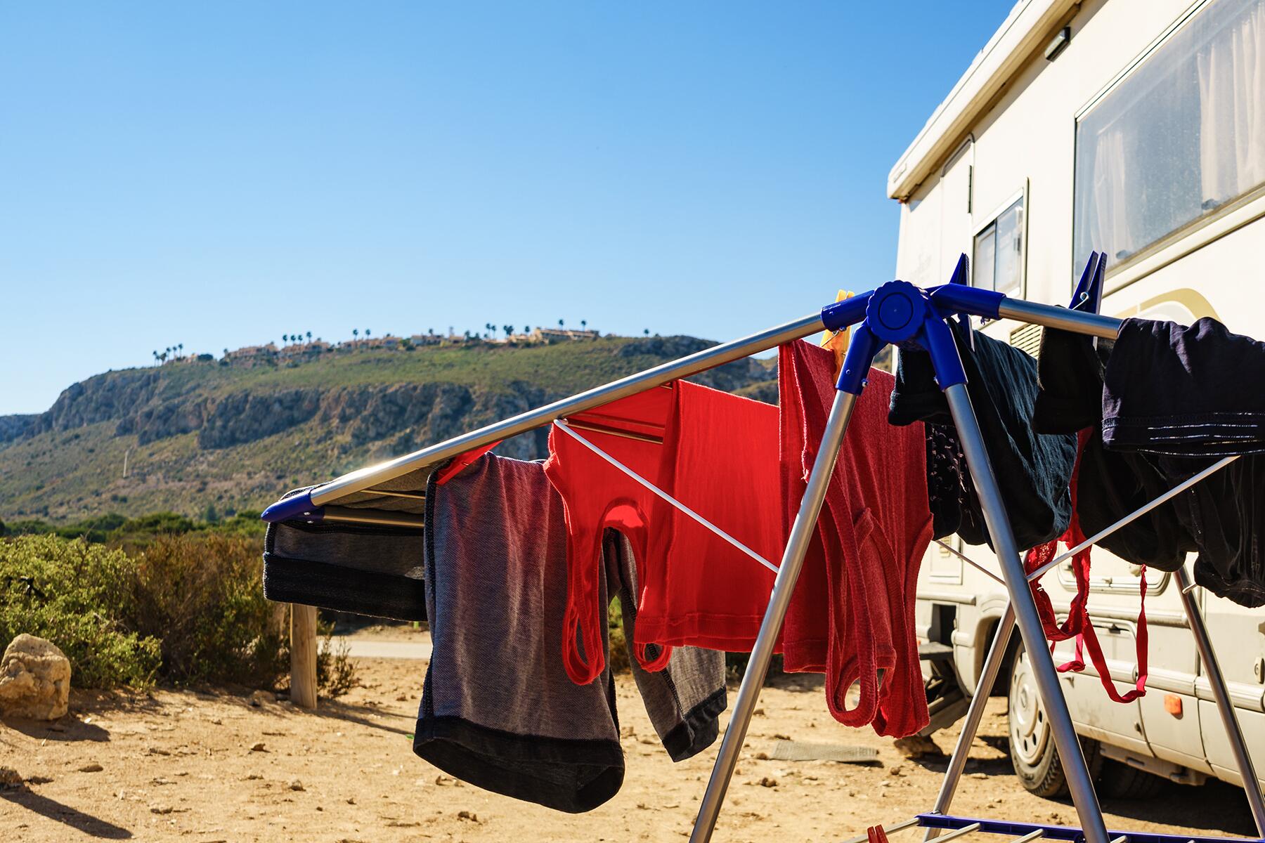 06_GrossVanlife__SmellyLaundry_iStock-1193343449