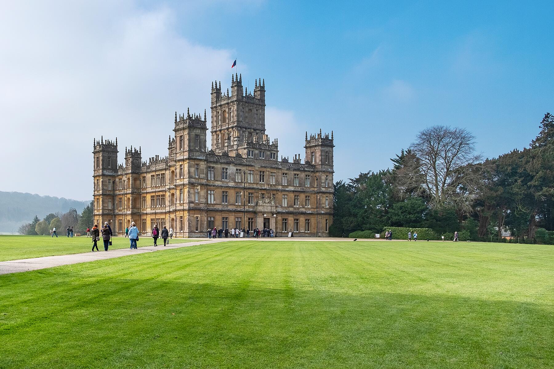 03_UKCastles__HighclereCastle_shutterstock_1366024826