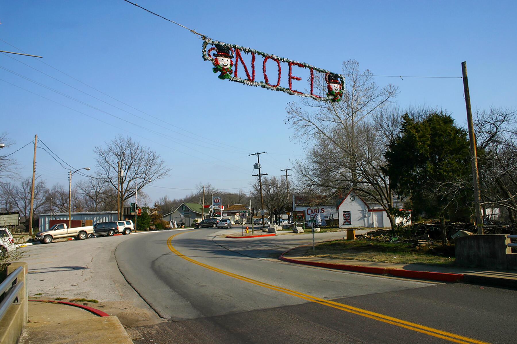 04_TownsWithChristmasNames___4 20697729680_bd5c28d397_o copy