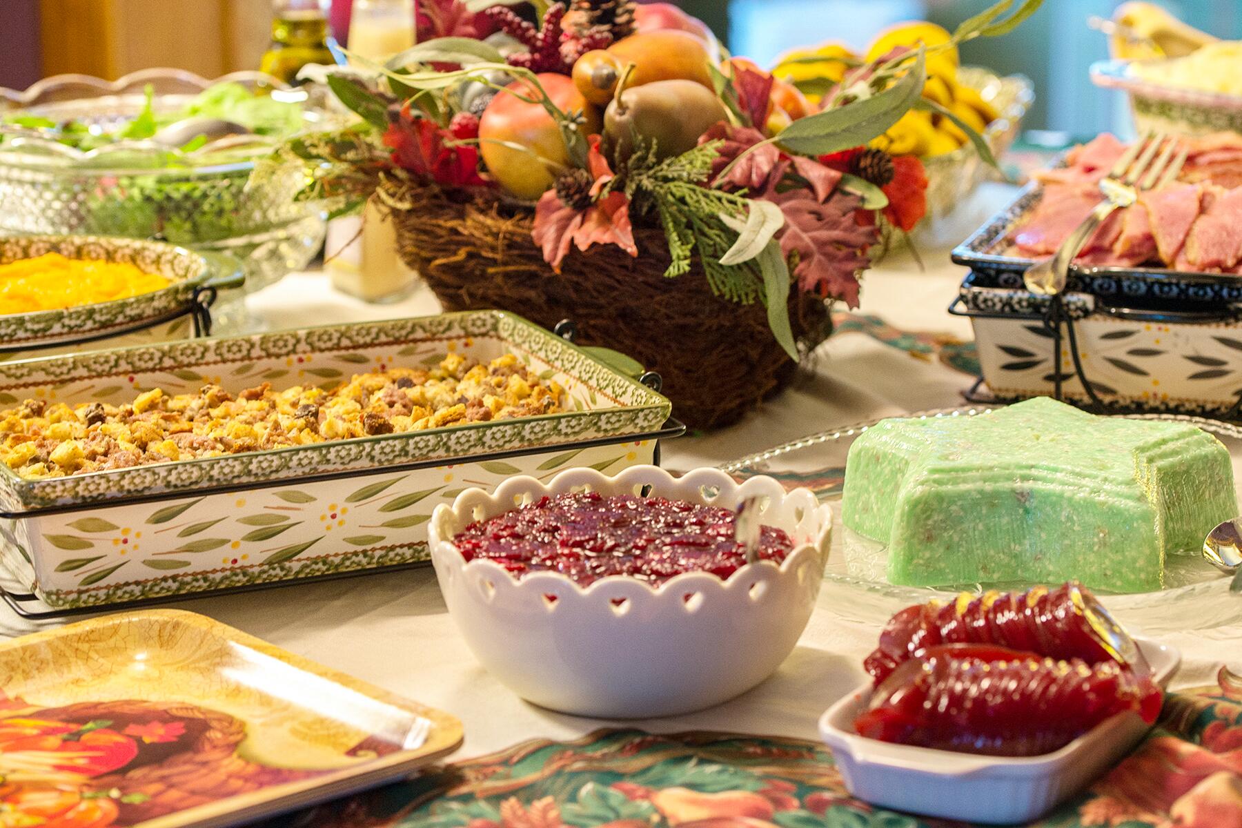 06_WeirdThanksgivingTraditions__WeirdSideDishes_shutterstock_761956606