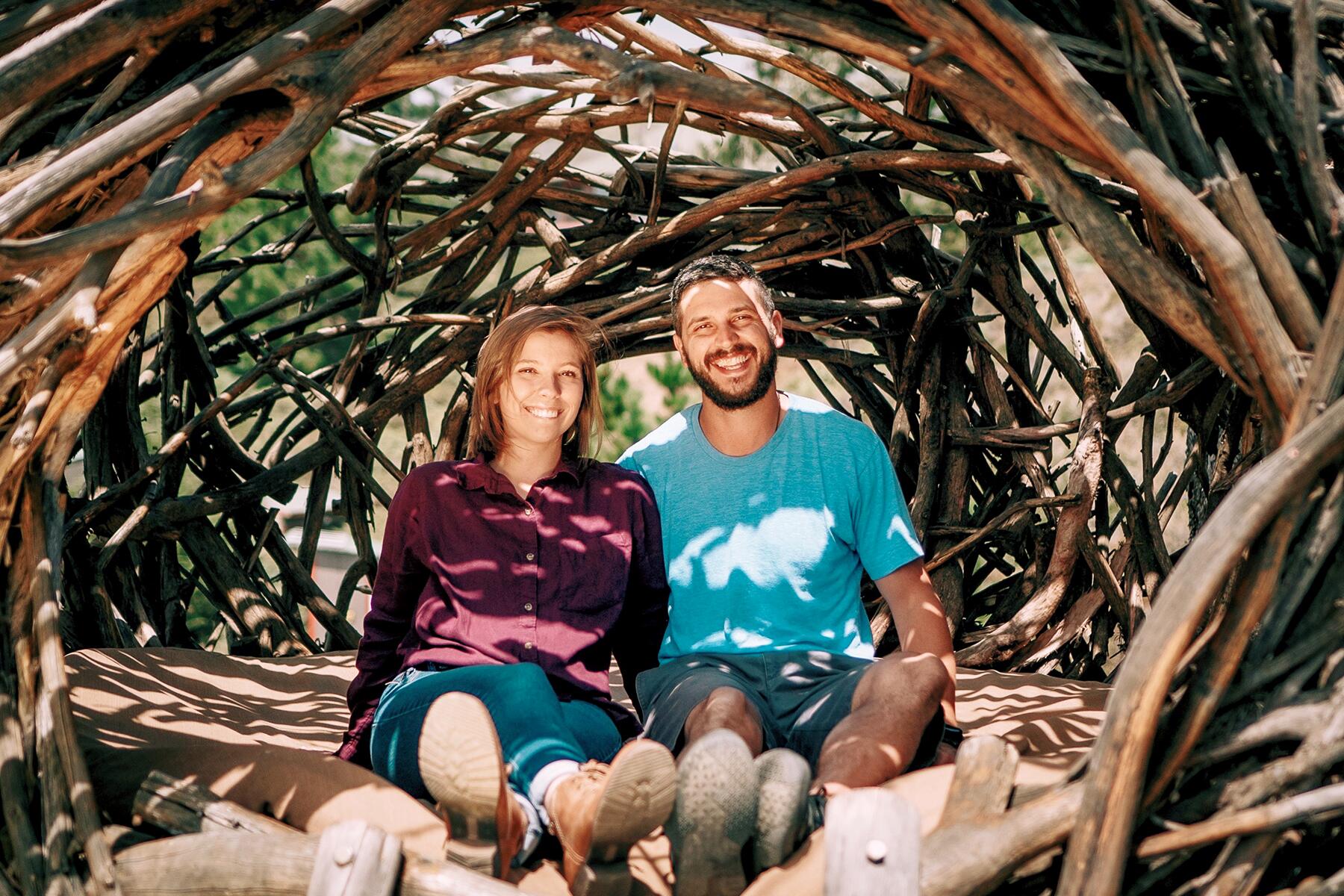 07_UniqueCaliforniaLodgings__TreeNestInBigSur_7 nestphotowithpeople