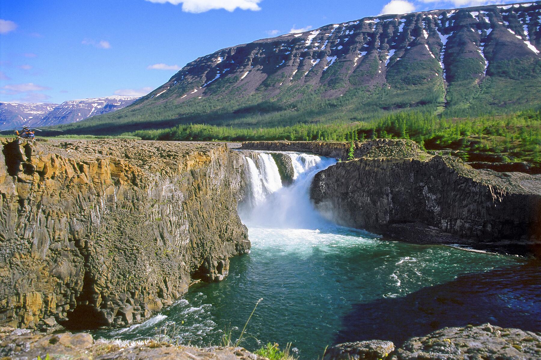 02_WildRussia__PutoranaPlateau_shutterstock_152360