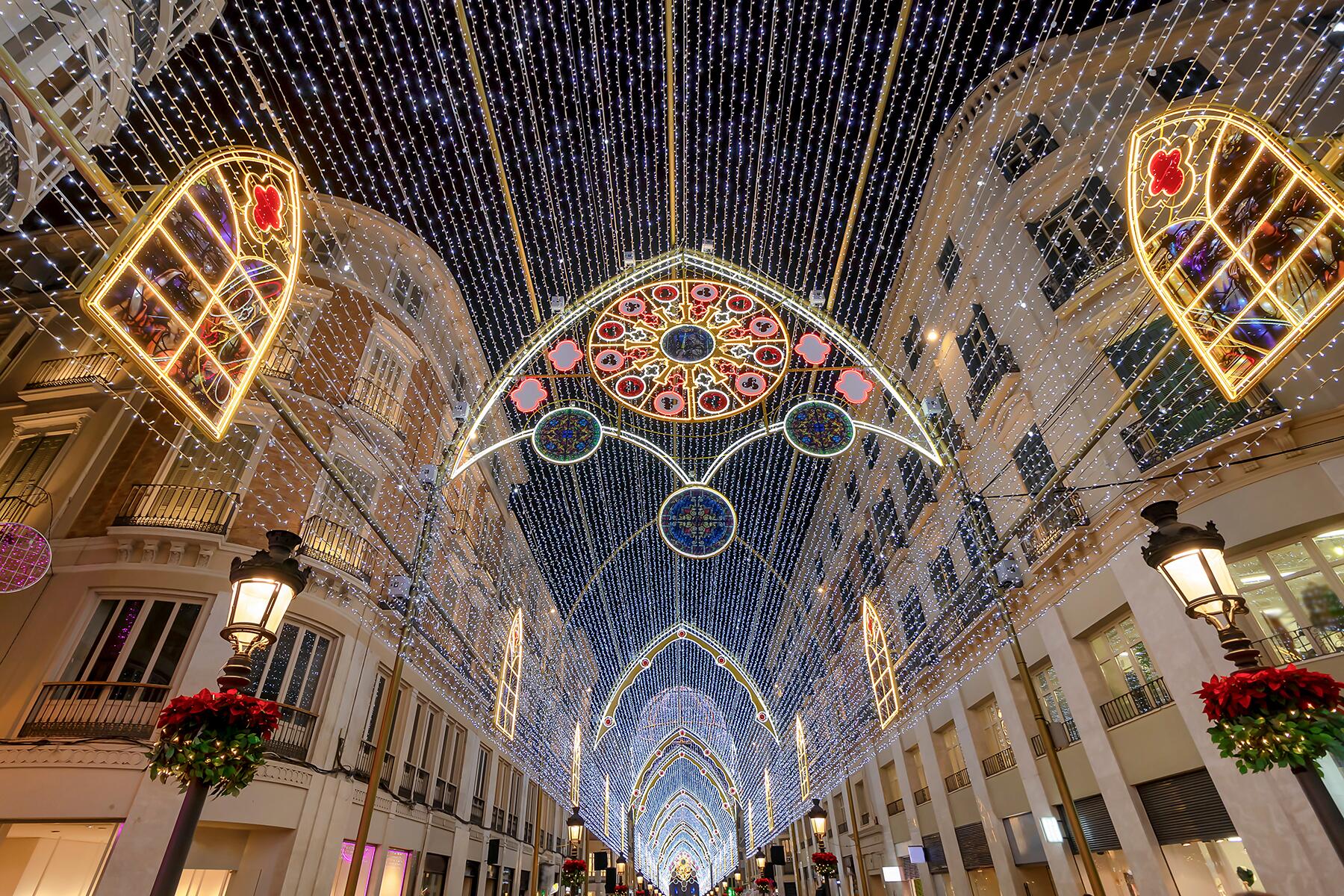 04_ChristmasLightShowsAroundWorld__MalagaChristmas_shutterstock_1256426617