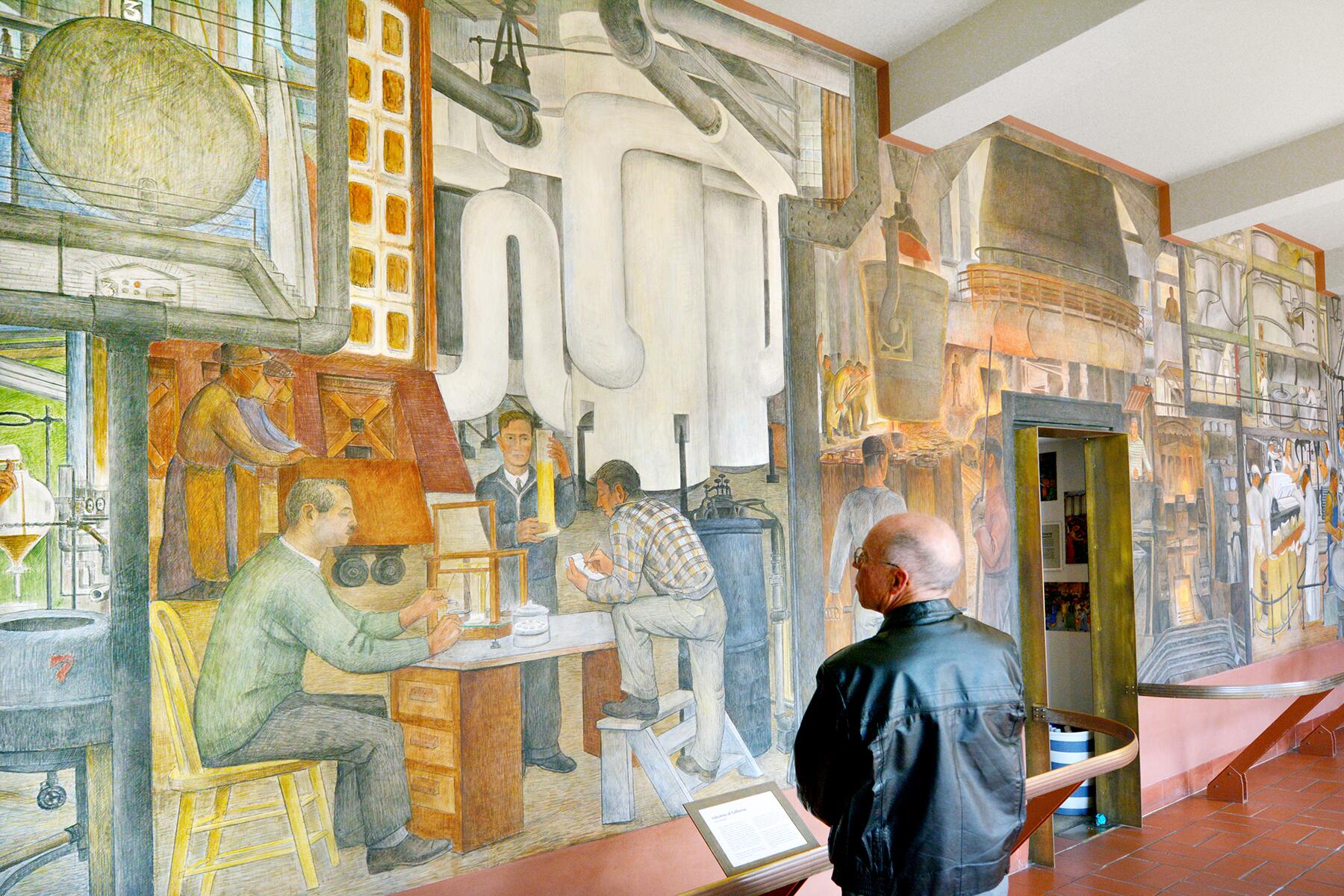 05_PlacesNewDeal__CoitTowerMurals_shutterstock_295966310