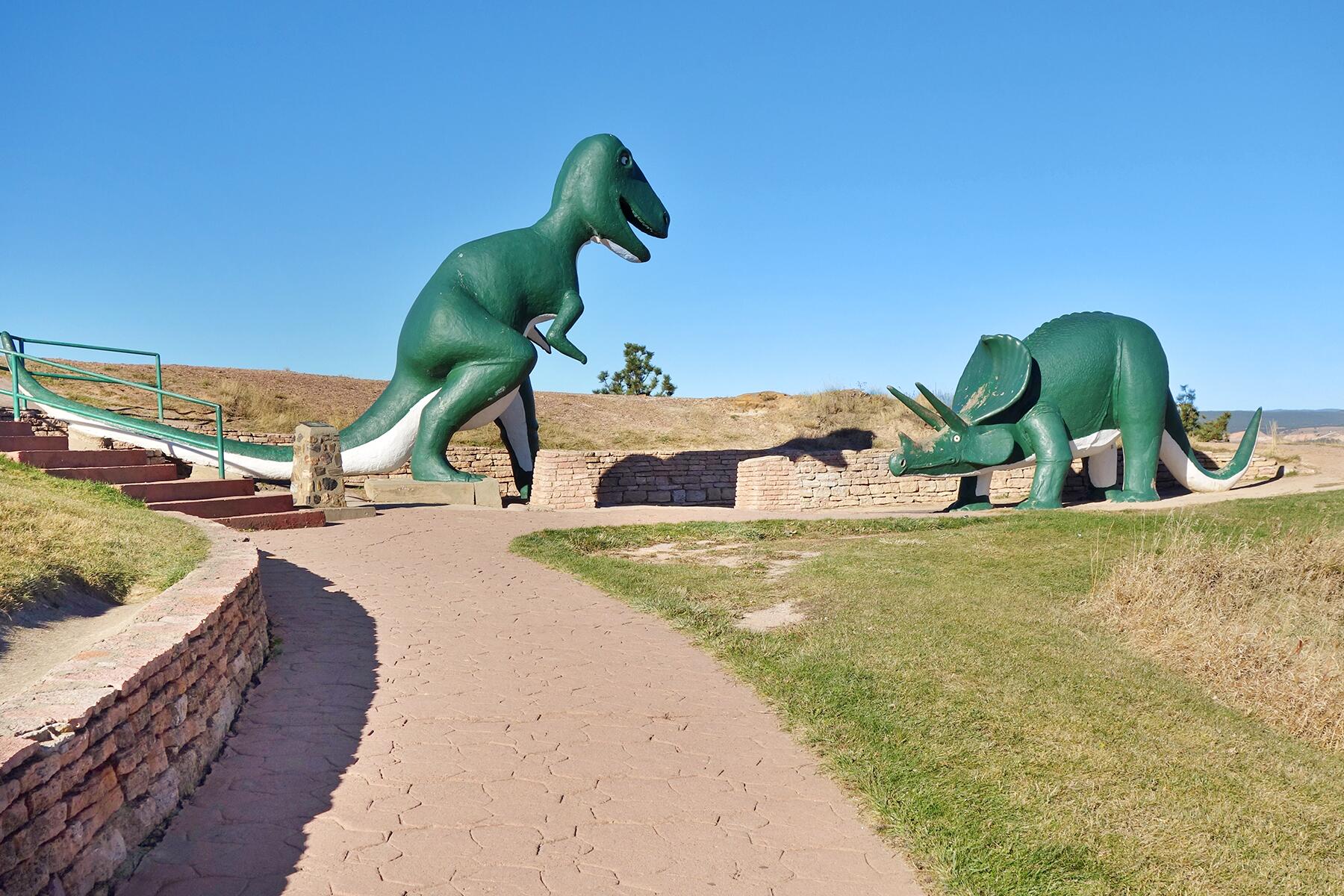 08_PlacesNewDeal__DinosaurParkk_shutterstock_380430001