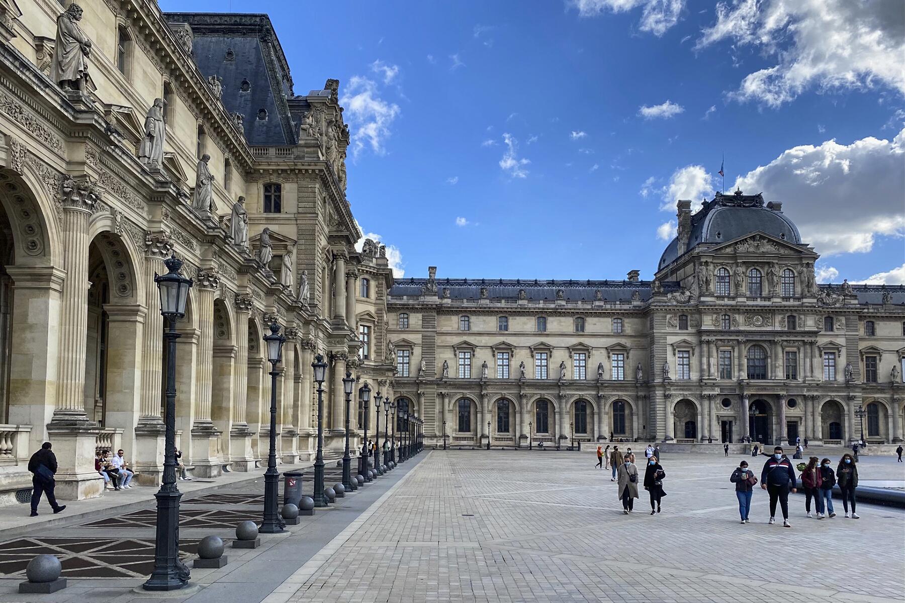 Because Of Covid 19 Paris Looks Different