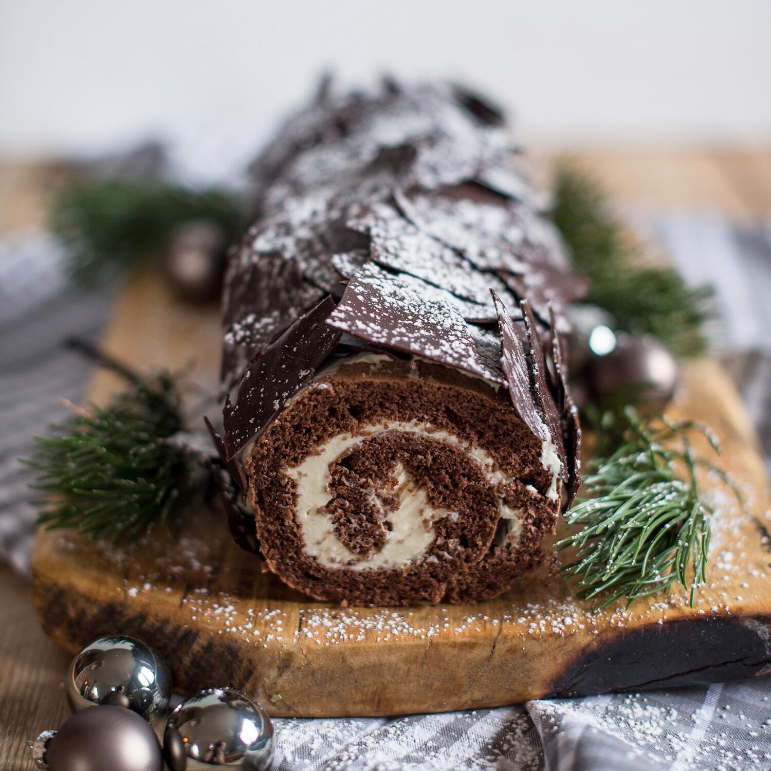 The Best Holiday Desserts From Around the World to Bake This Winter