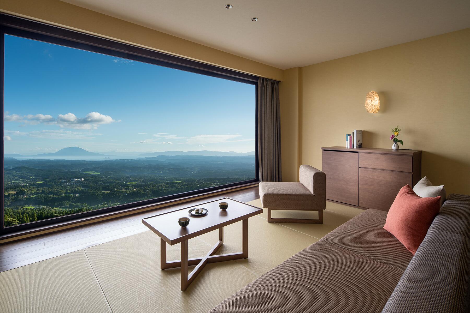 11_HotelsWeLookForwardToIn2021__KAIKirishima_11 Hoshino Resorts KAI Kirishima Guest Room View 2