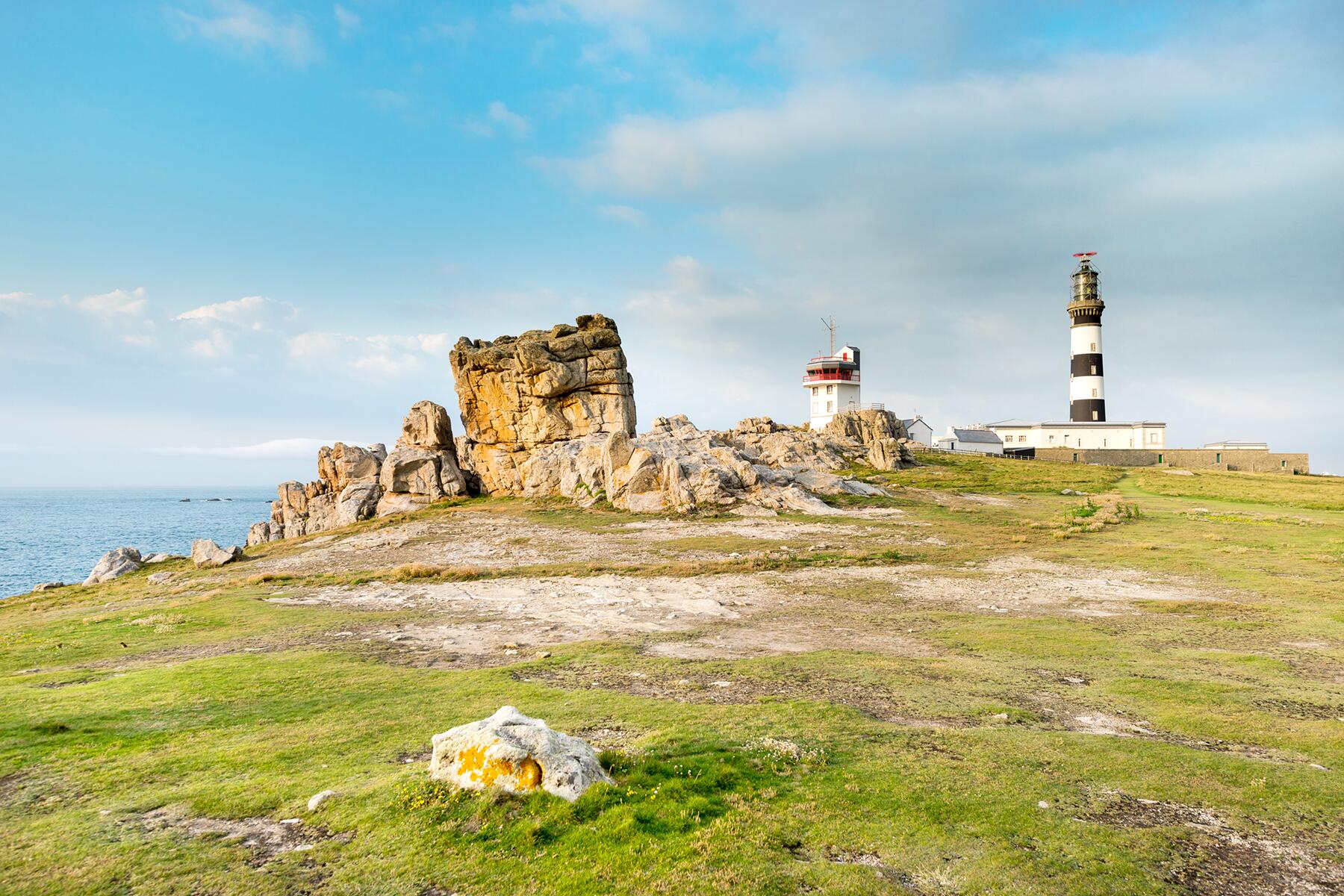 07_FrenchIslands__OuessantIsland_shutterstock_1216724671