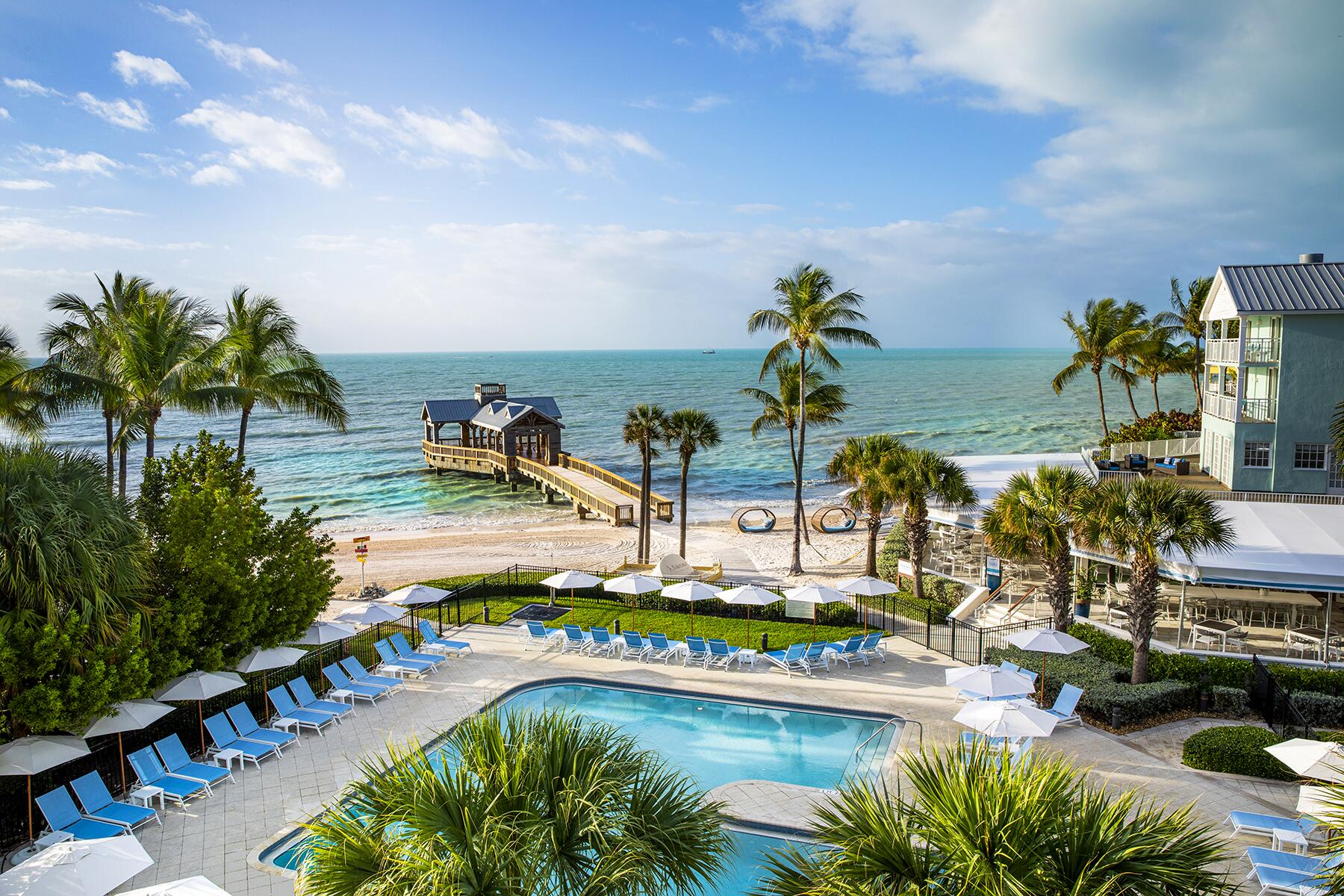09_RomanticValentineSplurges__PrivateIslandSnorkelSession_9 EYWQQ Premium Ocean View with Gazebo