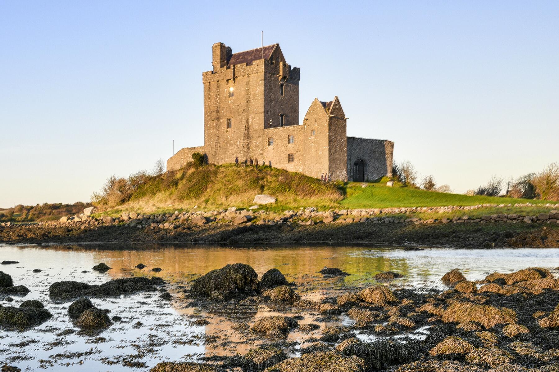 Dunguaire Castle