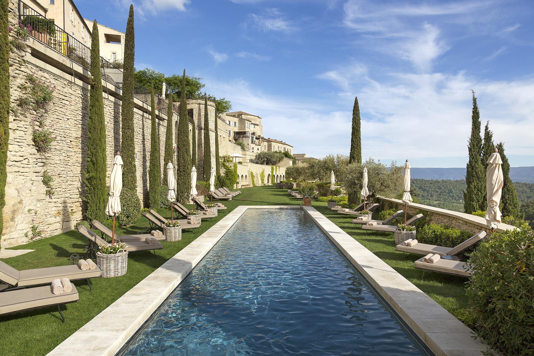 05_DreamiestPropertiesInFrance__AirellesGordesLaBastide_5 La Bastide De Gordes - Couloir de nage