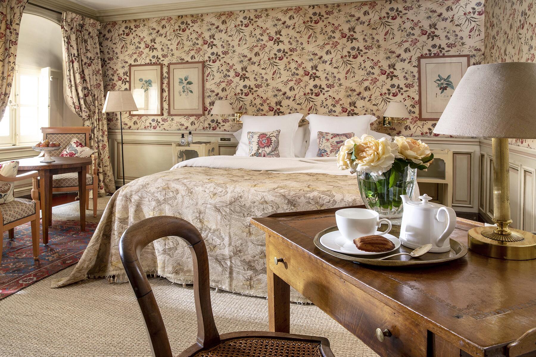 07_DreamiestPropertiesInFrance__LaMirande_7 3W8A9906 hotel la mirande photo ch bielsa chambre 32 bd