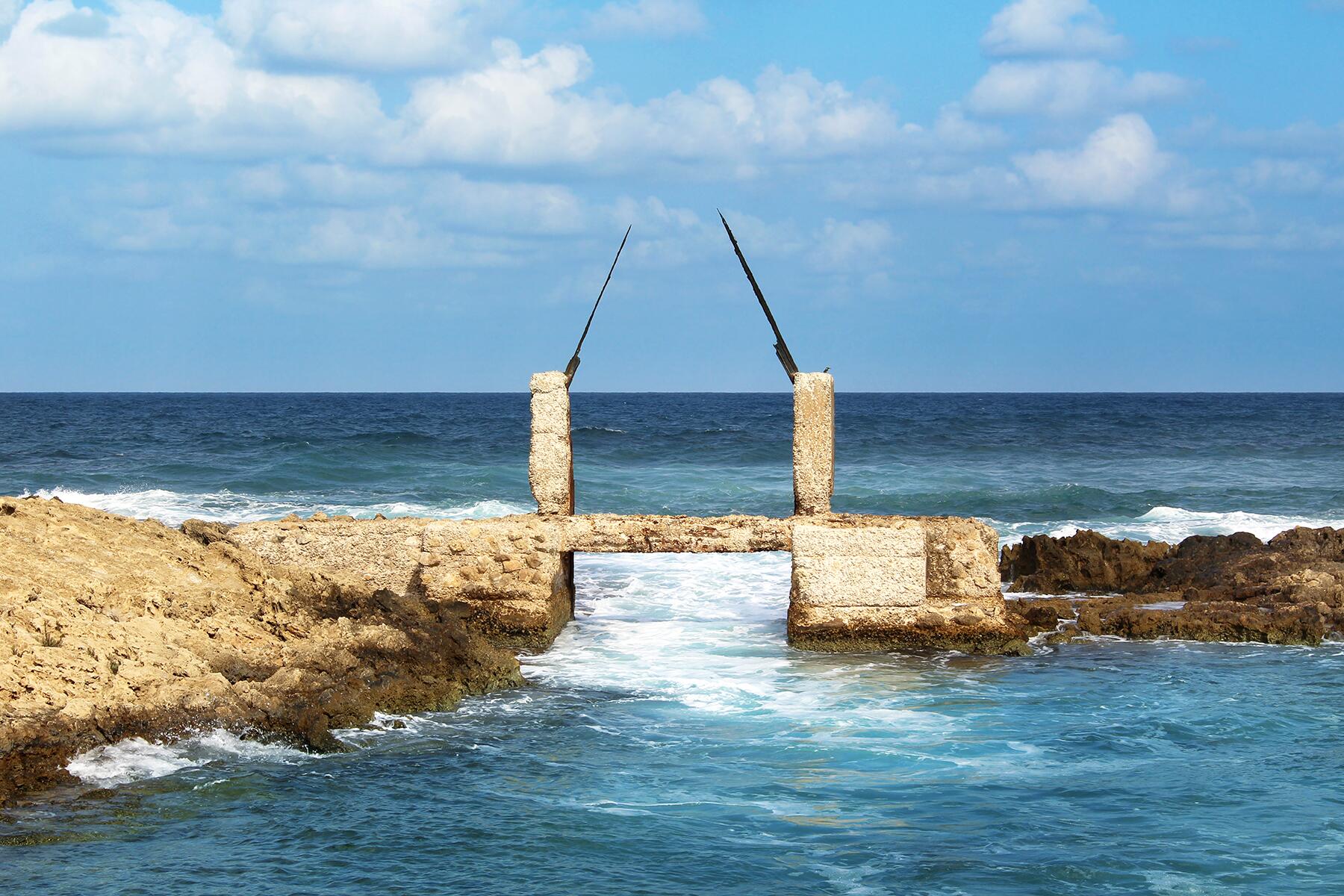 13_SunkenCities__AtlitYam_shutterstock_477644323