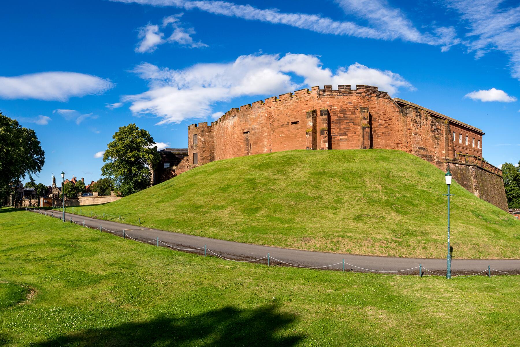 15 of the Most Remarkable Walled Cities Around the World