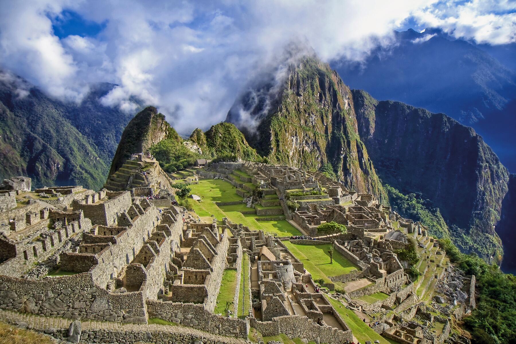 02_BucketListMistakes__MachuPicchu_shutterstock_51381403