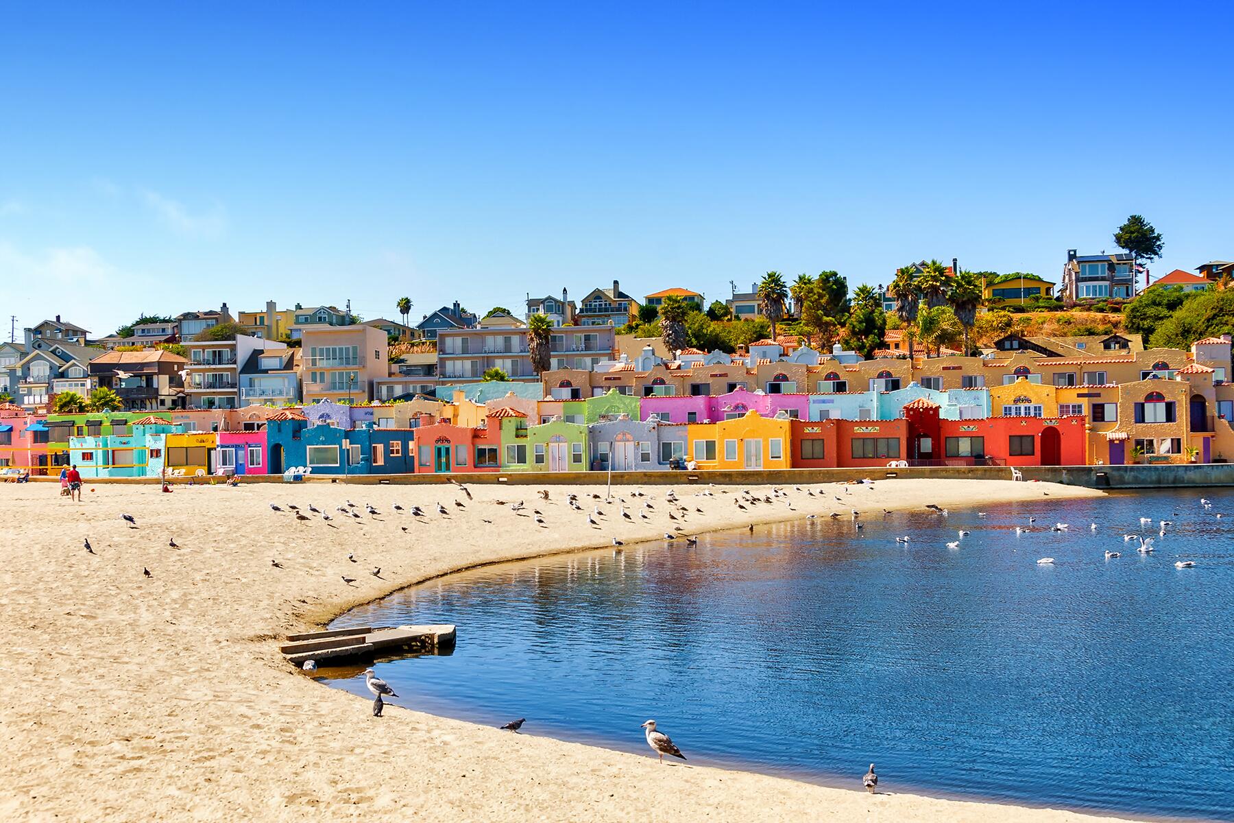 05_CASeasideTowns__Capitola_shutterstock_630859205