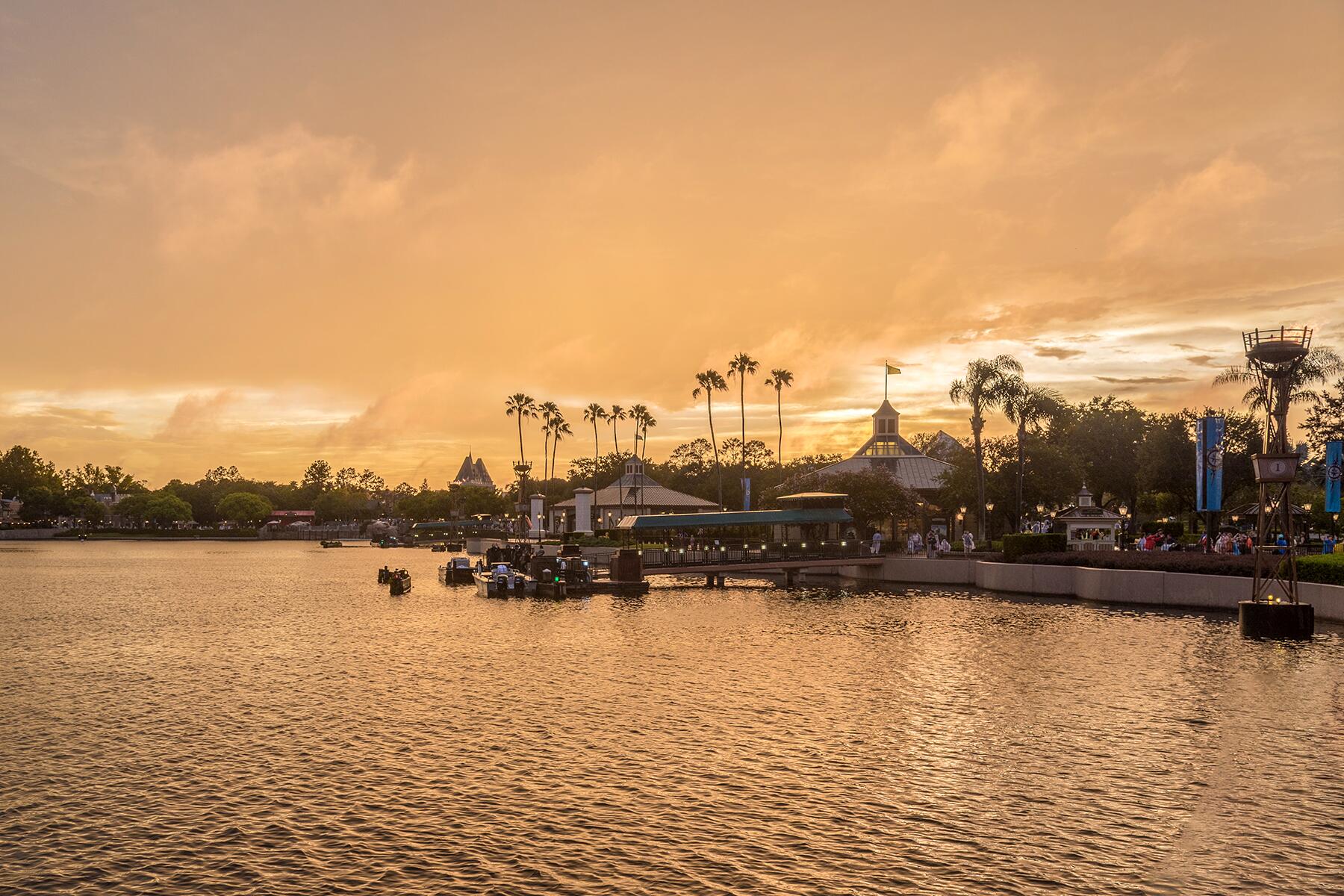 05_UnbuiltDisney__EPCOT_shutterstock_1673676922