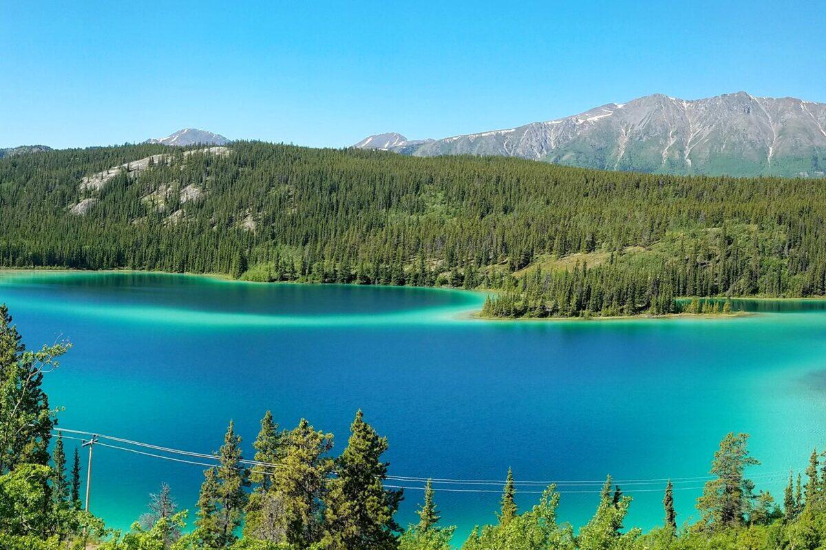 20 Incredible Bodies of Water Around the World