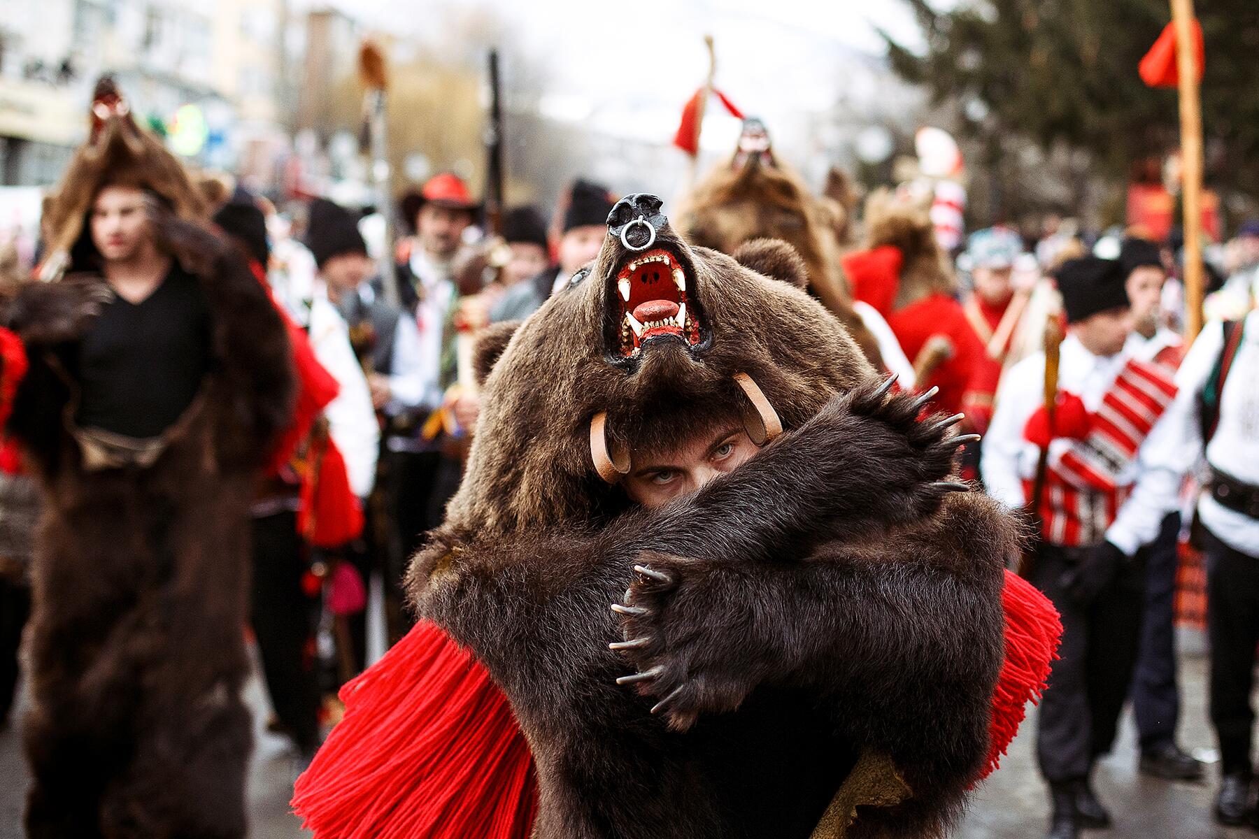 03_Europe'sStrangestTraditions__BearDance_shutterstock_1745004611