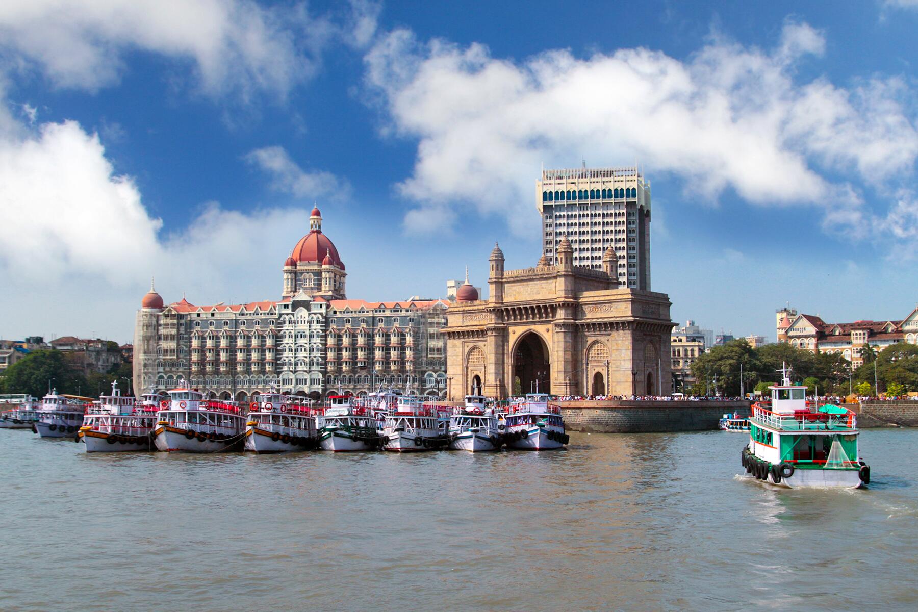 12_HowCitiesGotTheirNicknames__MumbaiCityOfDreams_shutterstock_84378127