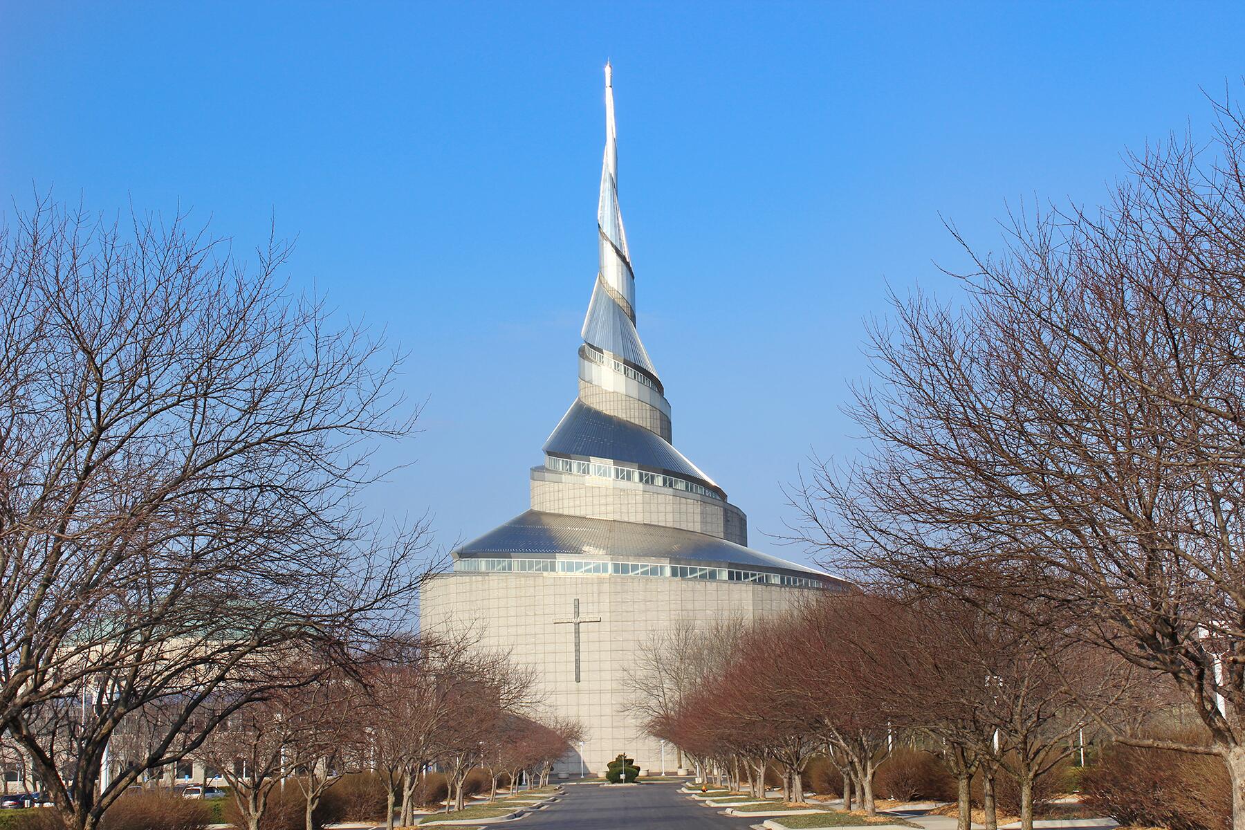 14_USChurches__IndependenceTemple_shutterstock_1351770392