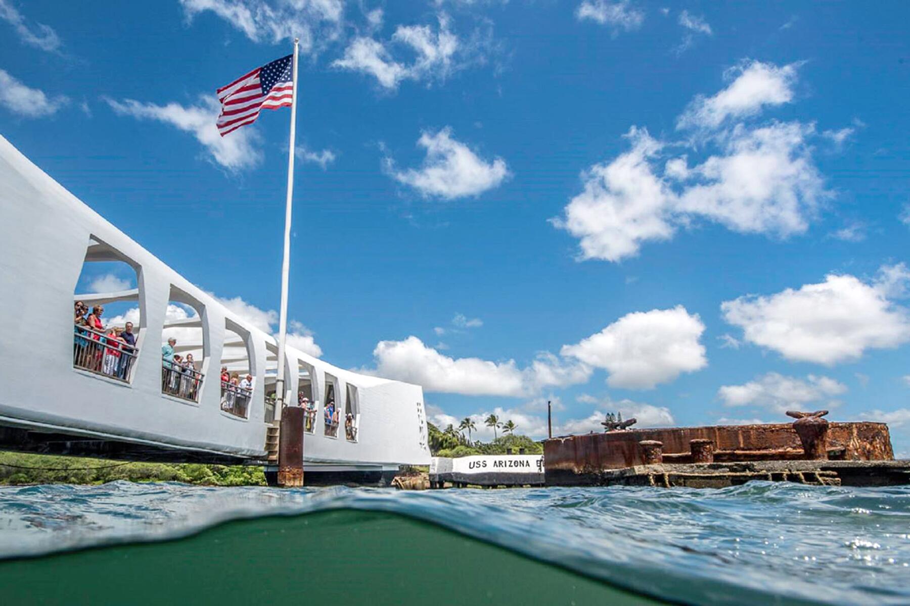 14_UltimateOahu__PearlHarbor_14 USS Arizona Divers Perspective Credit Pearl Harbor National Memorial