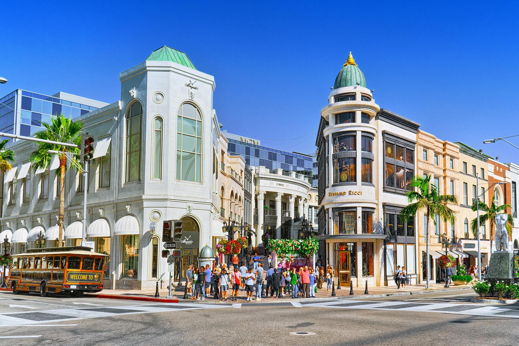 26_UltimateCA__RodeoDrive_shutterstock_1269446308