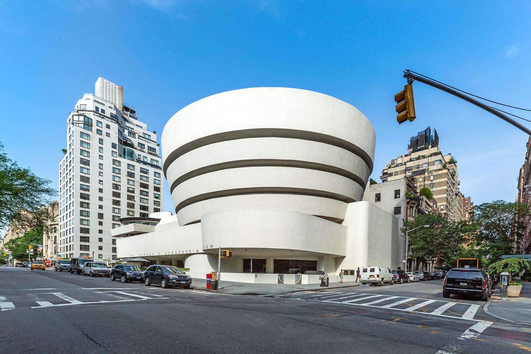 <a href='http://www.fodors.com/world/north-america/usa/new-york/new-york-city/experiences/news/photos/20-ultimate-things-to-do-in-new-york-city#'>From "20 Ultimate Things to Do in New York City: Museum Mile"</a>