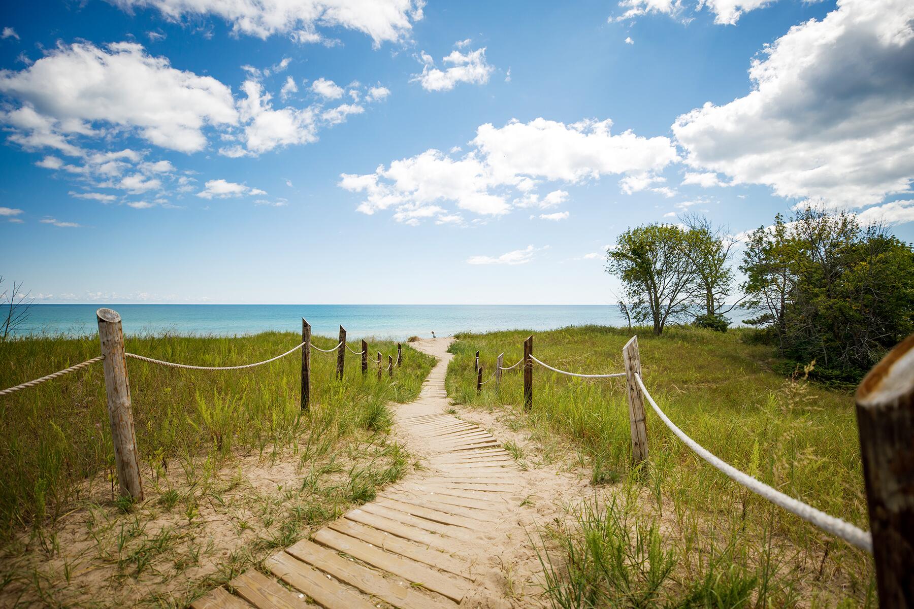 13_BeachesWithNoOceans__Kohler-AndraeStatePark_13- 153 Cordwalk to Beach at Kohler Andrae State Park in Sheboygan