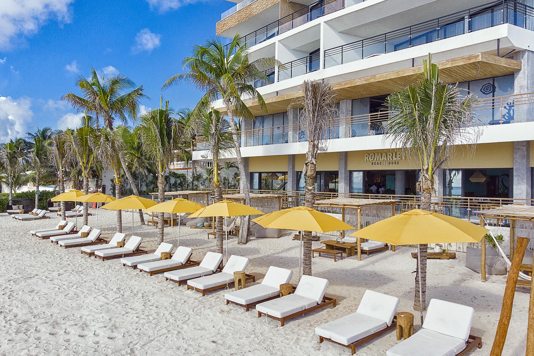 15_UltimatePlayaDelCarmen__JamToBobMarleyInPuertoMorelos_15 The Fives drone 65