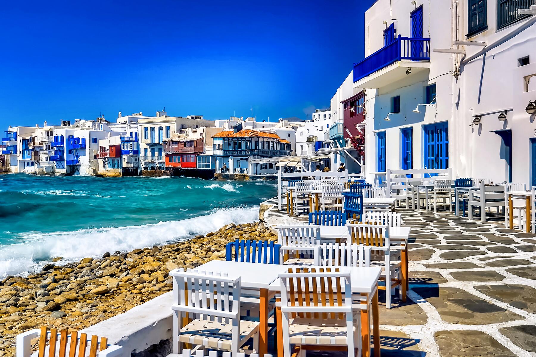 09_PlacesYouCanTravelWithoutACovidTest__Greece_shutterstock_1930379900