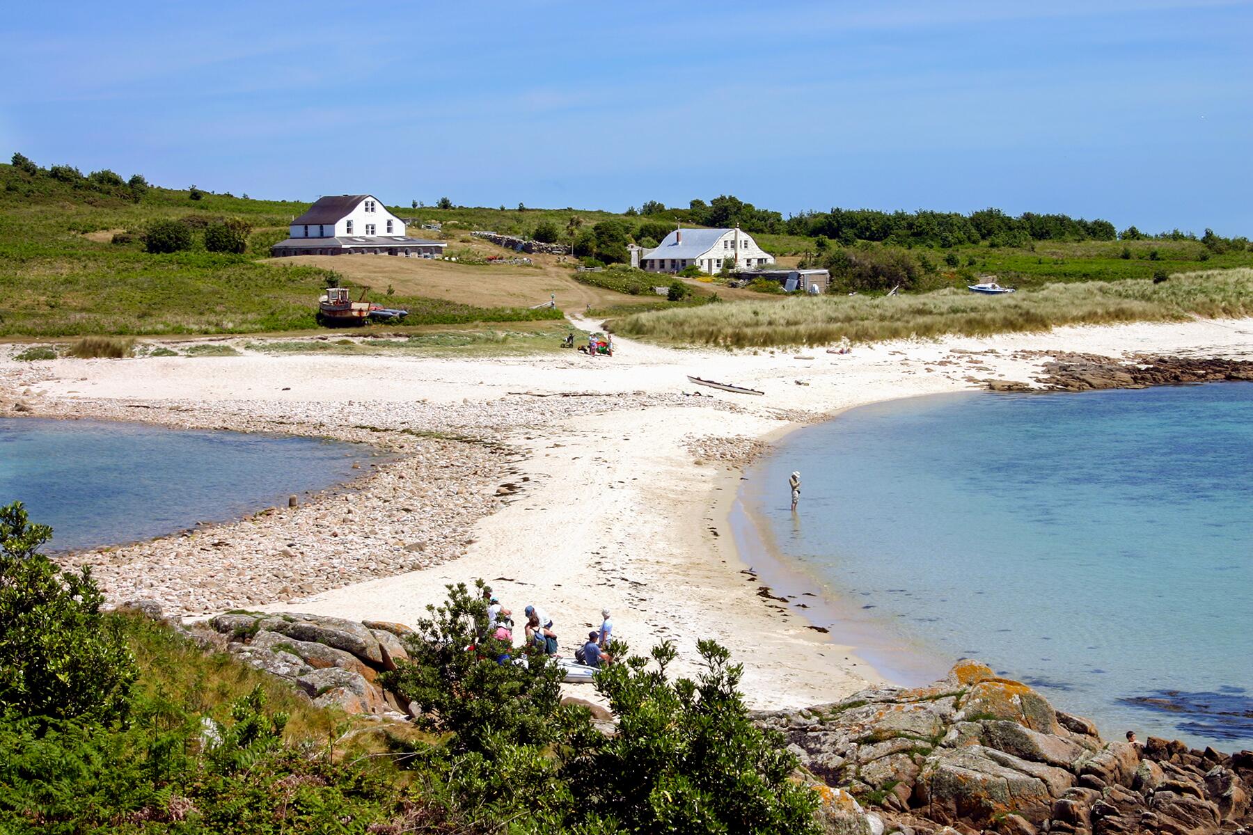 11_SometimesIslands-GughIslesofScilly-shutterstock_2511036